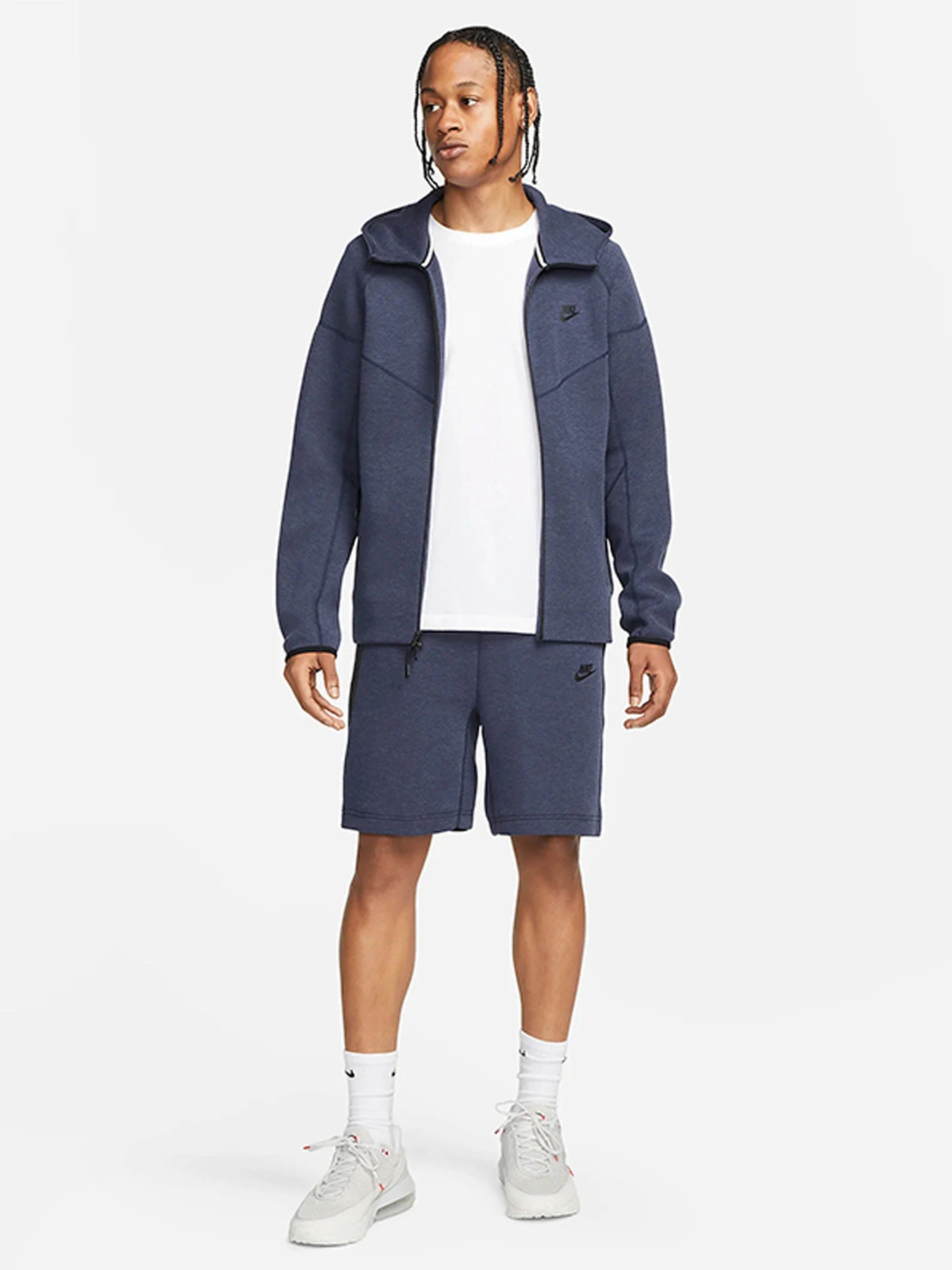 Худи и свитшоты NIKE модель FB7921-473 Худи и свитшоты NIKE модель FB7921-473 Фото