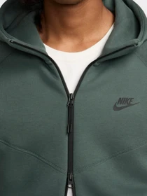 Худи и свитшоты NIKE модель FB7921-338 Фото