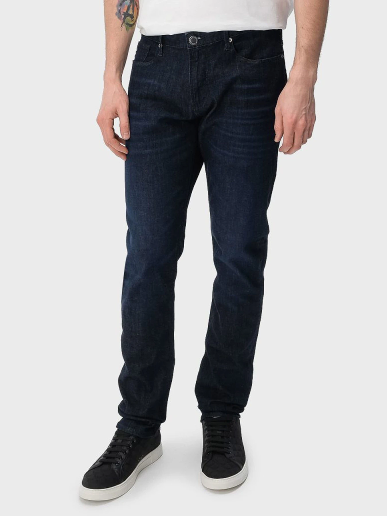 Джинсы Emporio Armani модель EM000121-AF14117-MB001 Джинсы Emporio Armani модель EM000121-AF14117-MB001 Фото