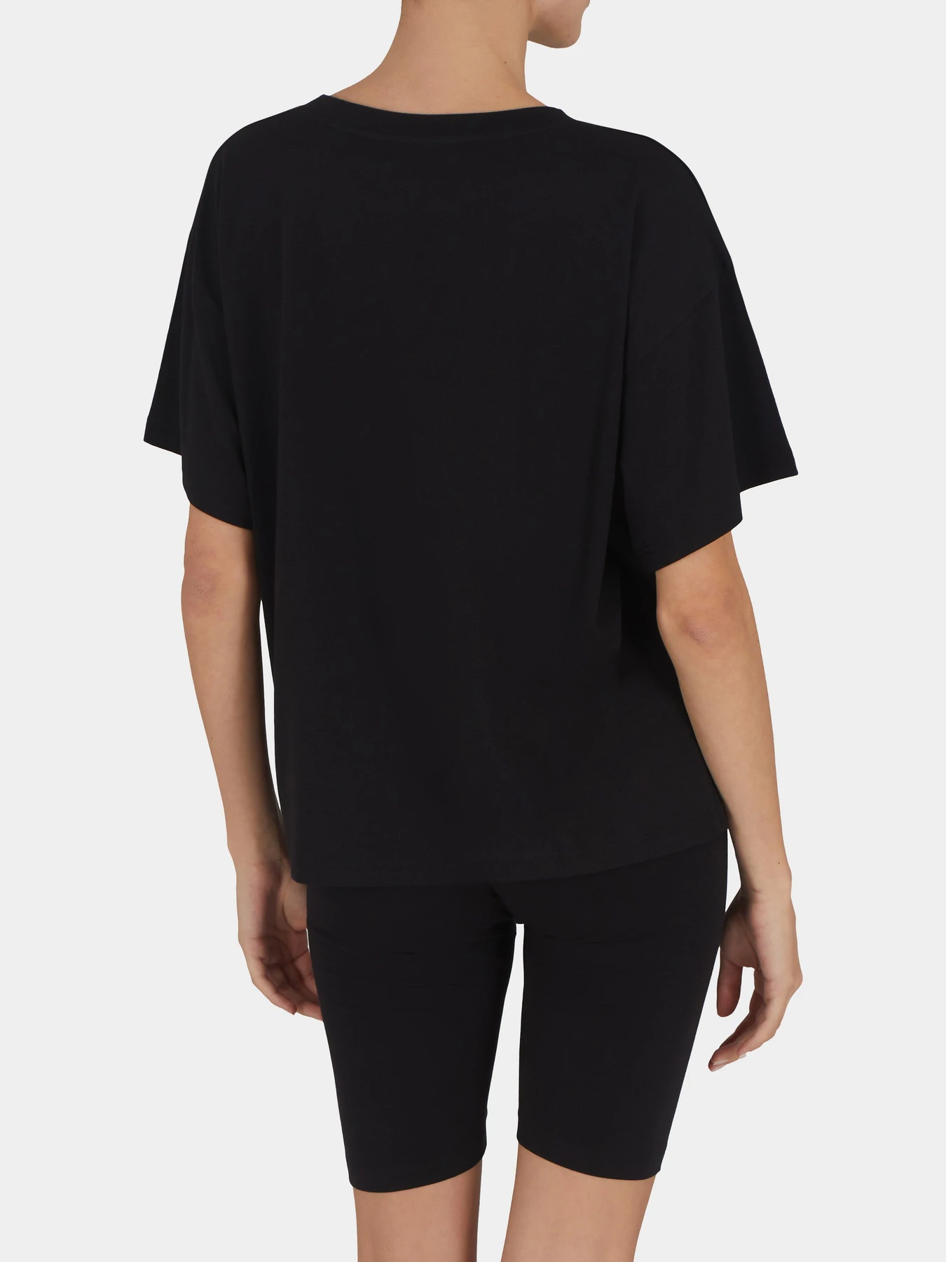 Футболки и поло Emporio Armani модель EW000553-AF10887-UC001 Футболки и поло Emporio Armani модель EW000553-AF10887-UC001 Фото