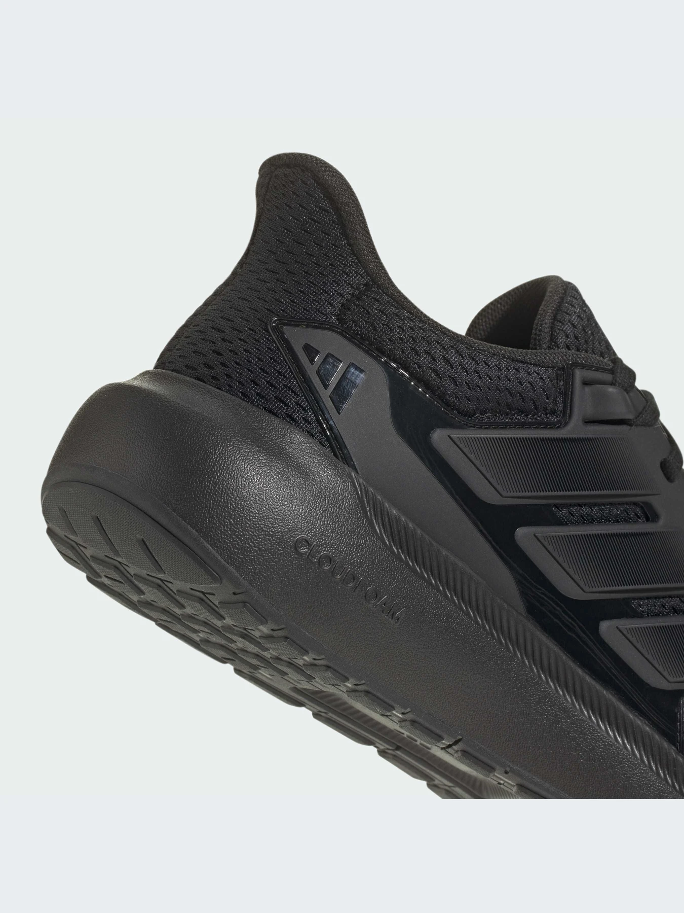 Кроссовки Adidas модель IE8898-KZ Кроссовки Adidas модель IE8898-KZ Фото