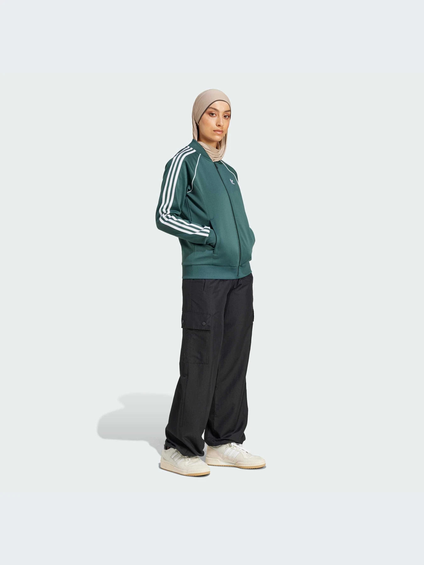 Худи и свитшоты Adidas модель IY2168-KZ Худи и свитшоты Adidas модель IY2168-KZ Фото