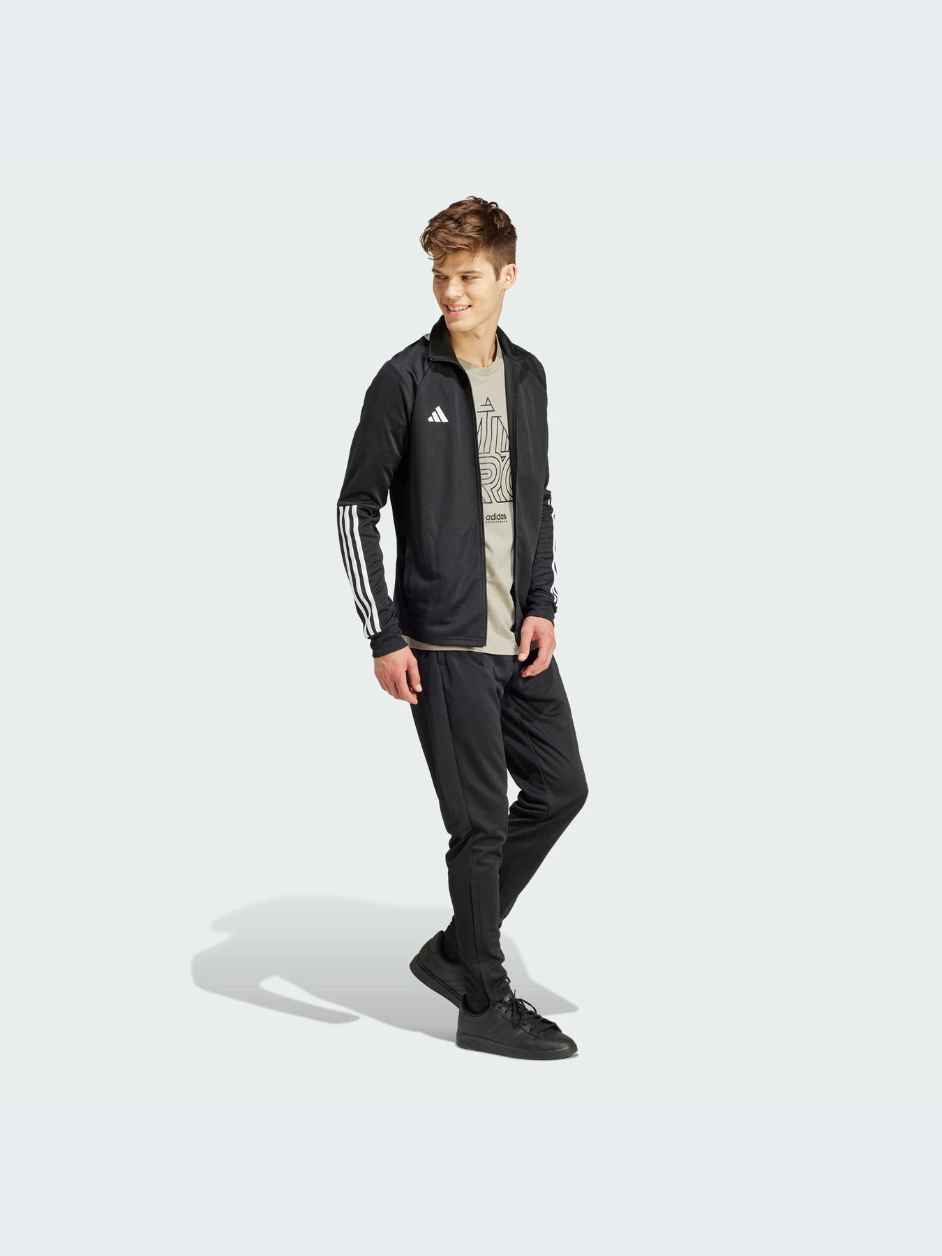 Костюмы Adidas модель IR7843-KZ Костюмы Adidas модель IR7843-KZ Фото