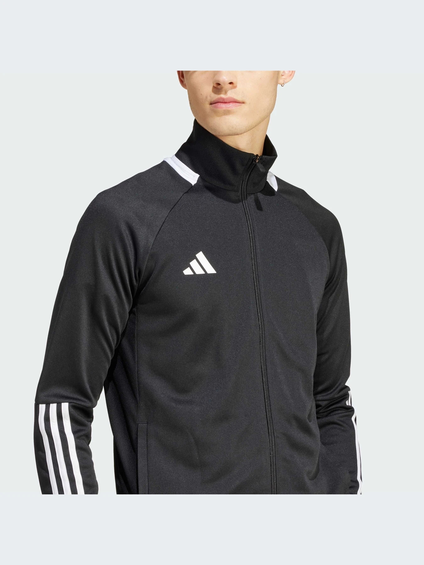 Костюмы Adidas модель IR7843-KZ Костюмы Adidas модель IR7843-KZ Фото