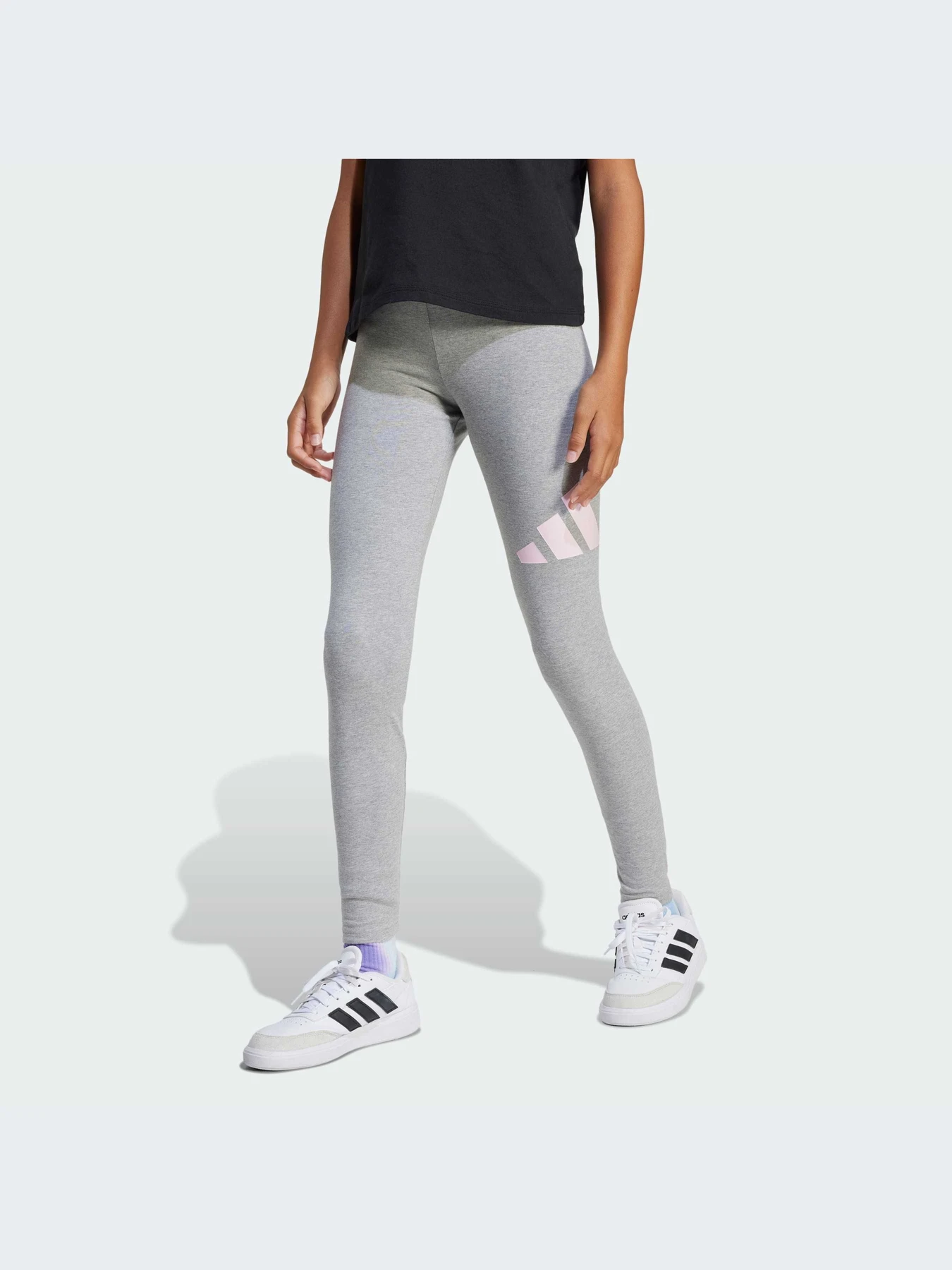 Брюки Adidas модель JC9631-KZ Брюки Adidas модель JC9631-KZ Фото