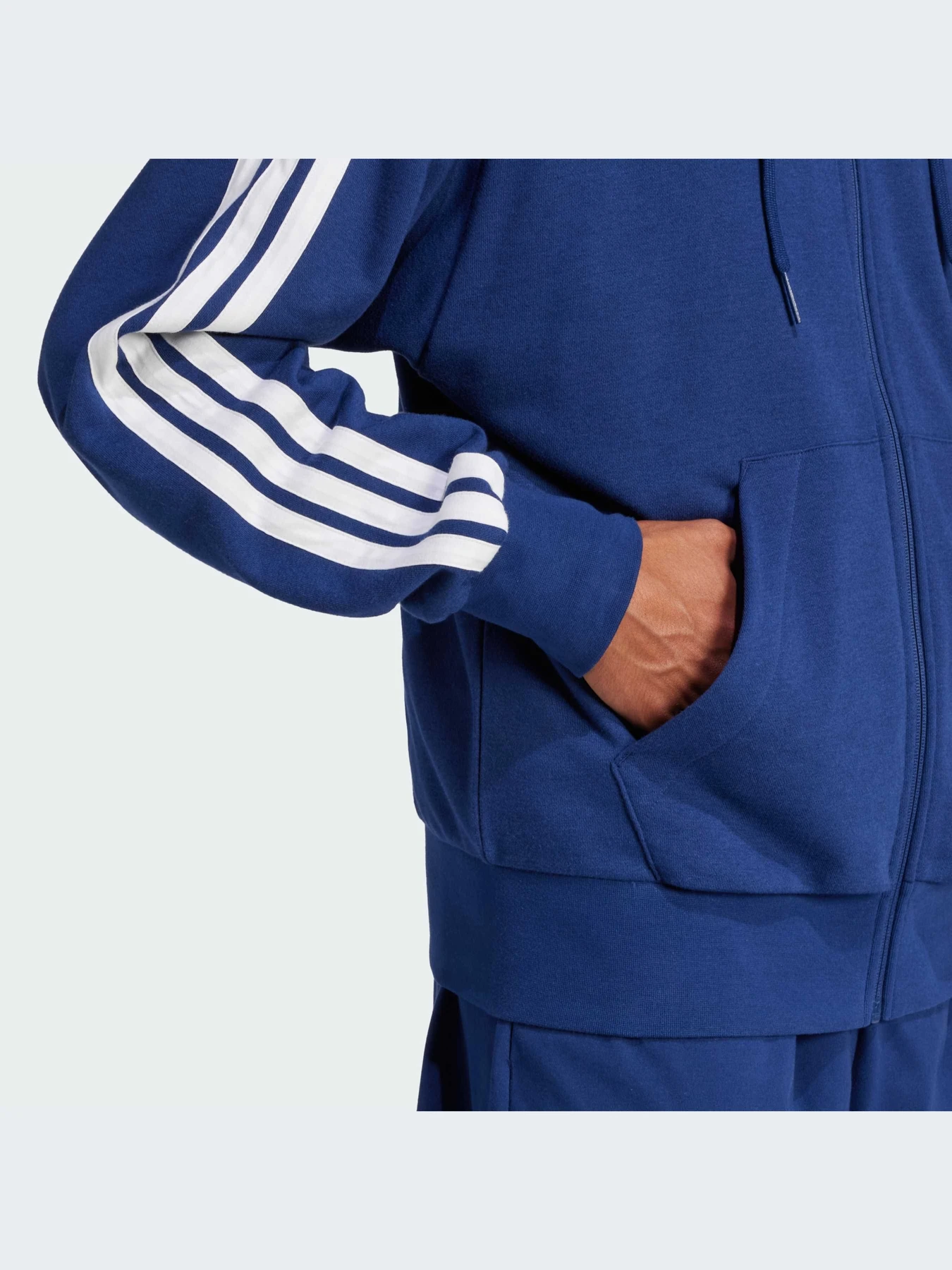 Худи и свитшоты Adidas модель JE6341-KZ Худи и свитшоты Adidas модель JE6341-KZ Фото