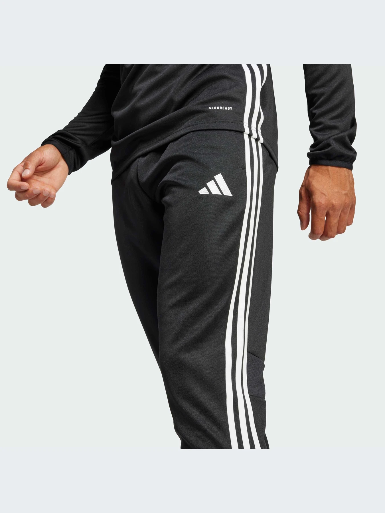 Брюки Adidas Tiro модель JD0442-KZ Брюки Adidas Tiro модель JD0442-KZ Фото