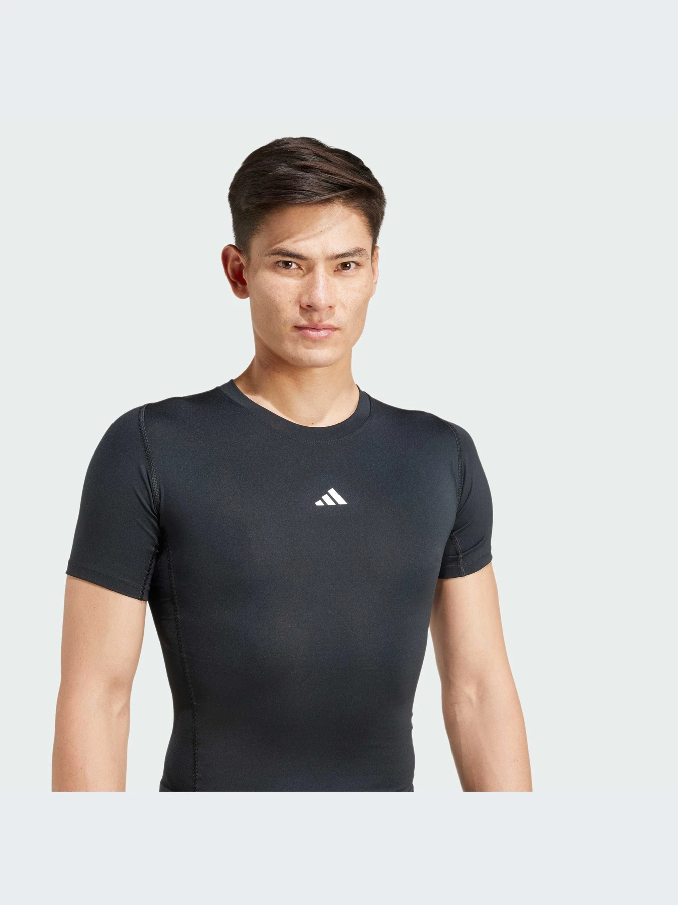 Футболки и поло Adidas Clima модель JE6698-KZ Футболки и поло Adidas Clima модель JE6698-KZ Фото