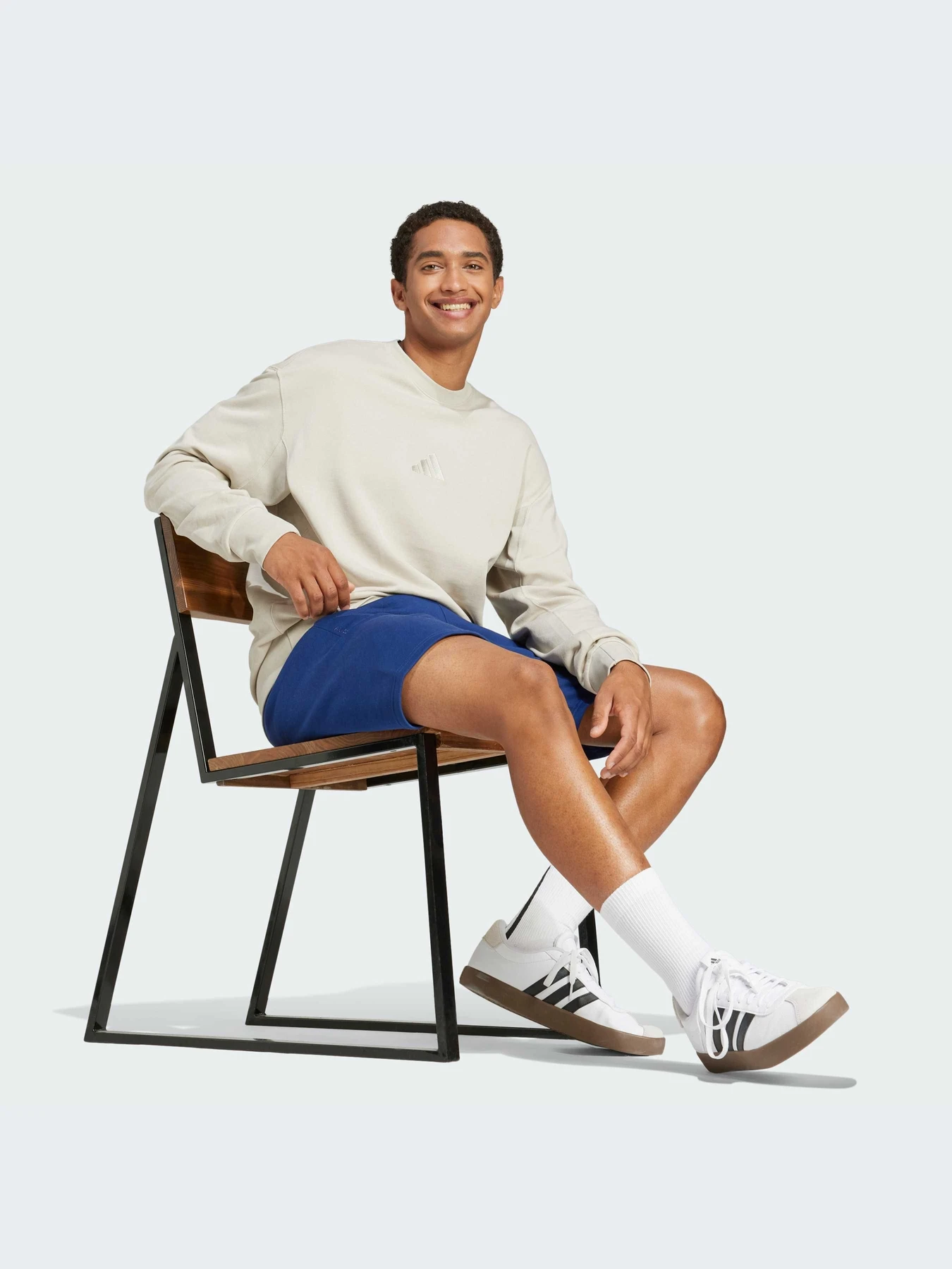 Худи и свитшоты Adidas модель JI6386-KZ Худи и свитшоты Adidas модель JI6386-KZ Фото