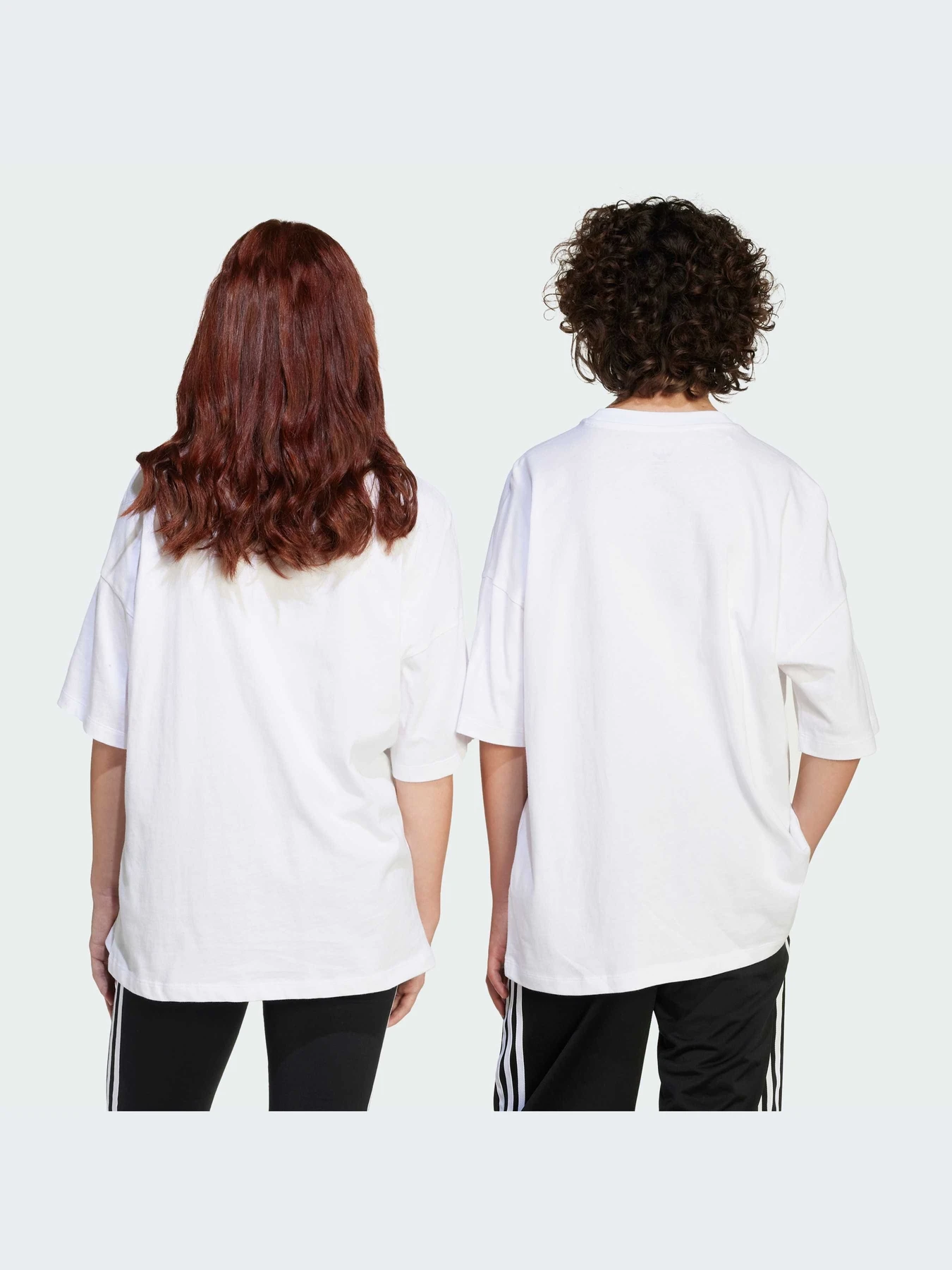 Футболки и поло Adidas Graphics модель JD0371-KZ Футболки и поло Adidas Graphics модель JD0371-KZ Фото
