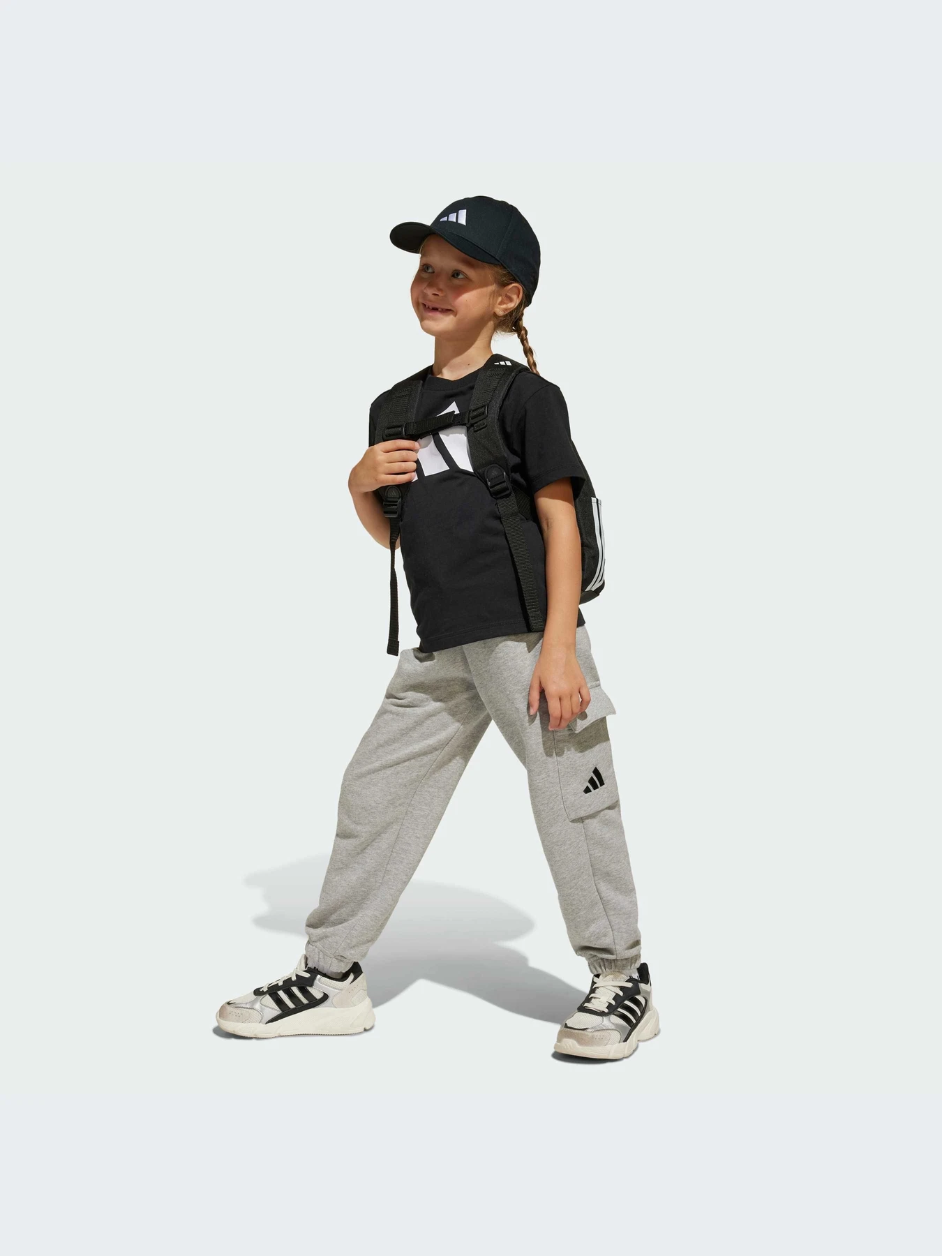 Футболки и поло Adidas модель JE1379-KZ Футболки и поло Adidas модель JE1379-KZ Фото