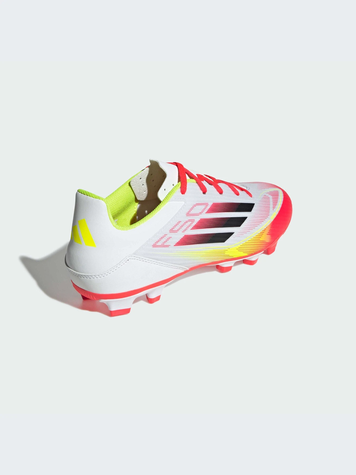 Кроссовки Adidas модель IE1243-KZ Кроссовки Adidas модель IE1243-KZ Фото