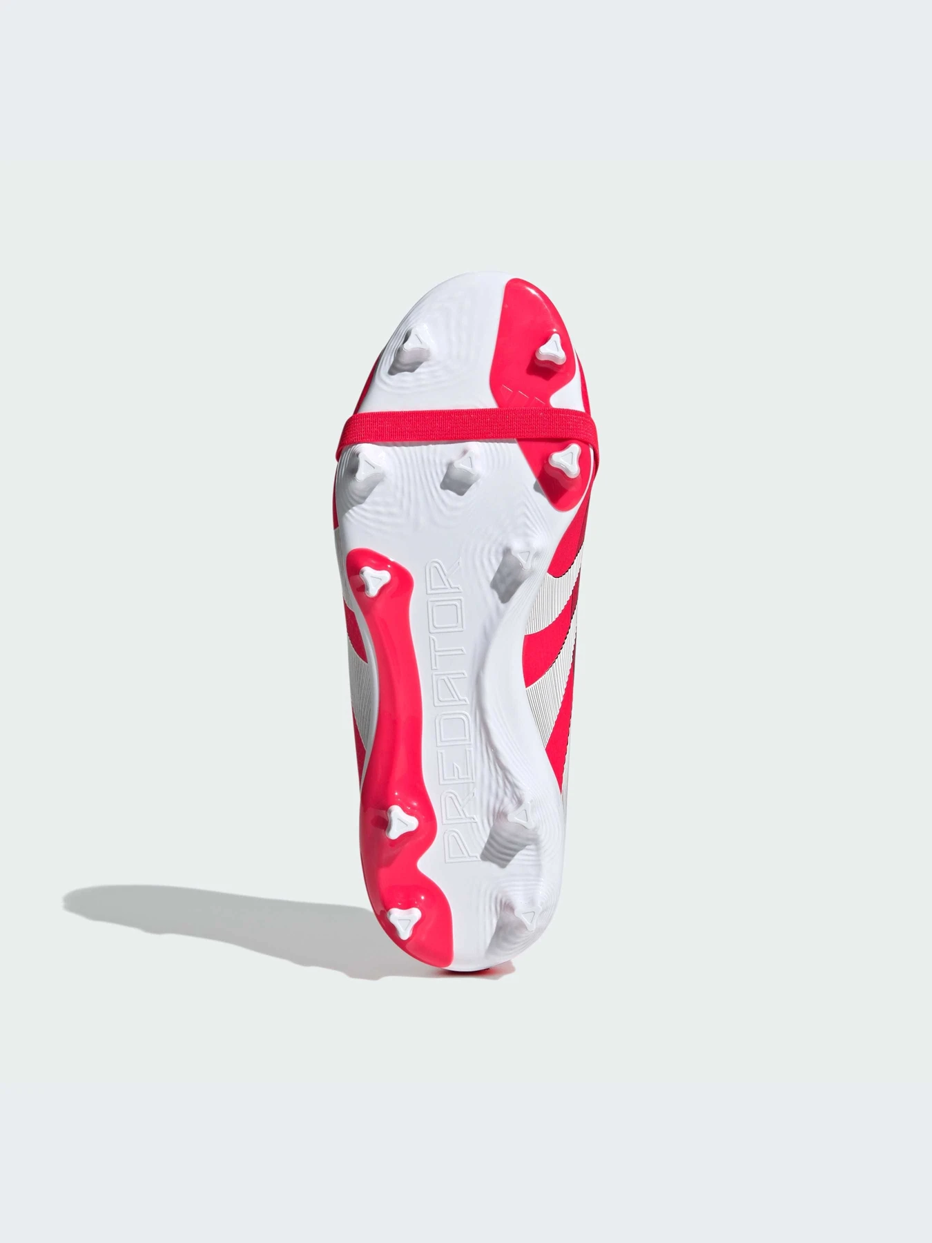 Кроссовки Adidas Predator модель ID3830-KZ Кроссовки Adidas Predator модель ID3830-KZ Фото