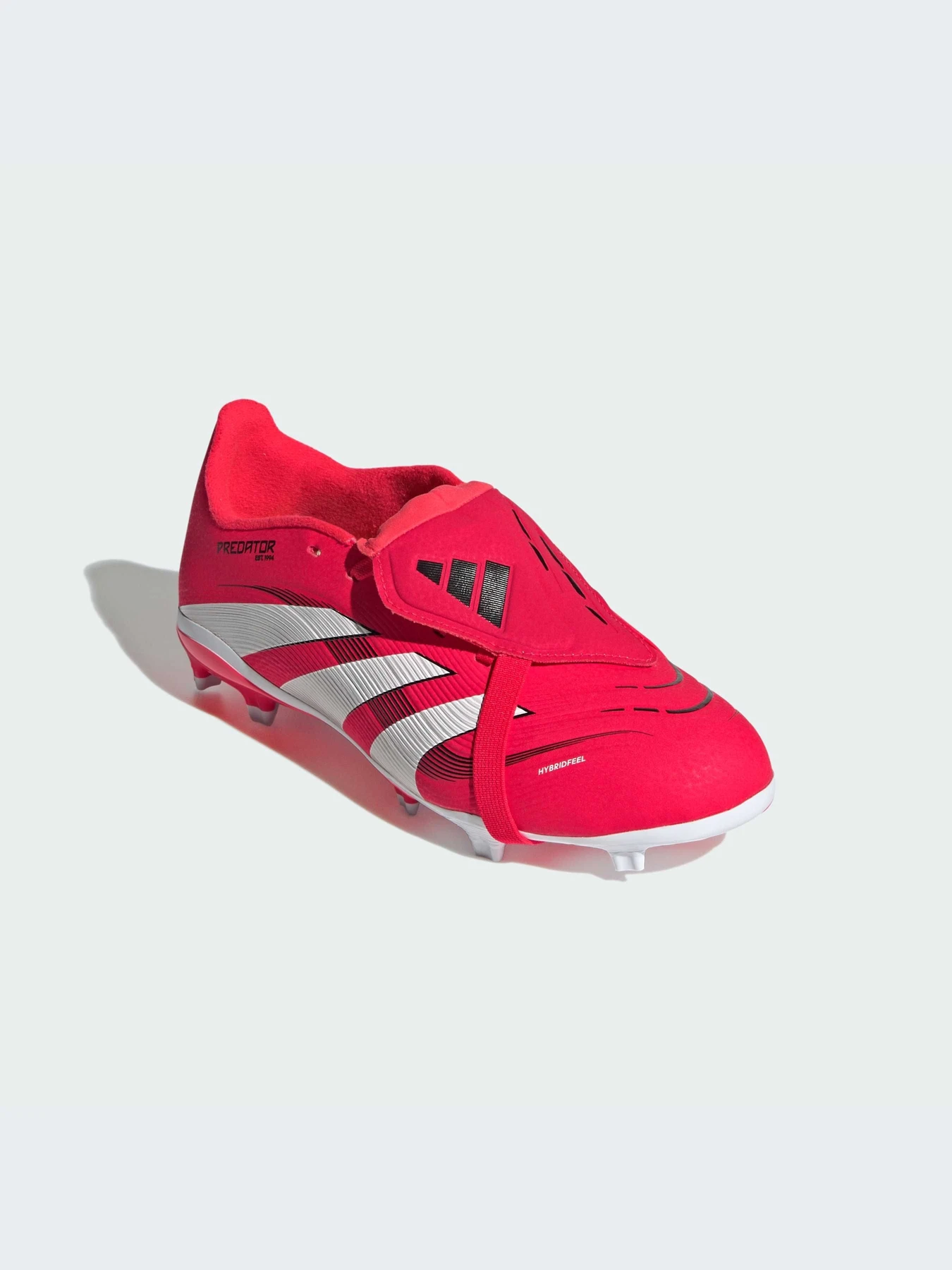 Кроссовки Adidas Predator модель ID3830-KZ Кроссовки Adidas Predator модель ID3830-KZ Фото