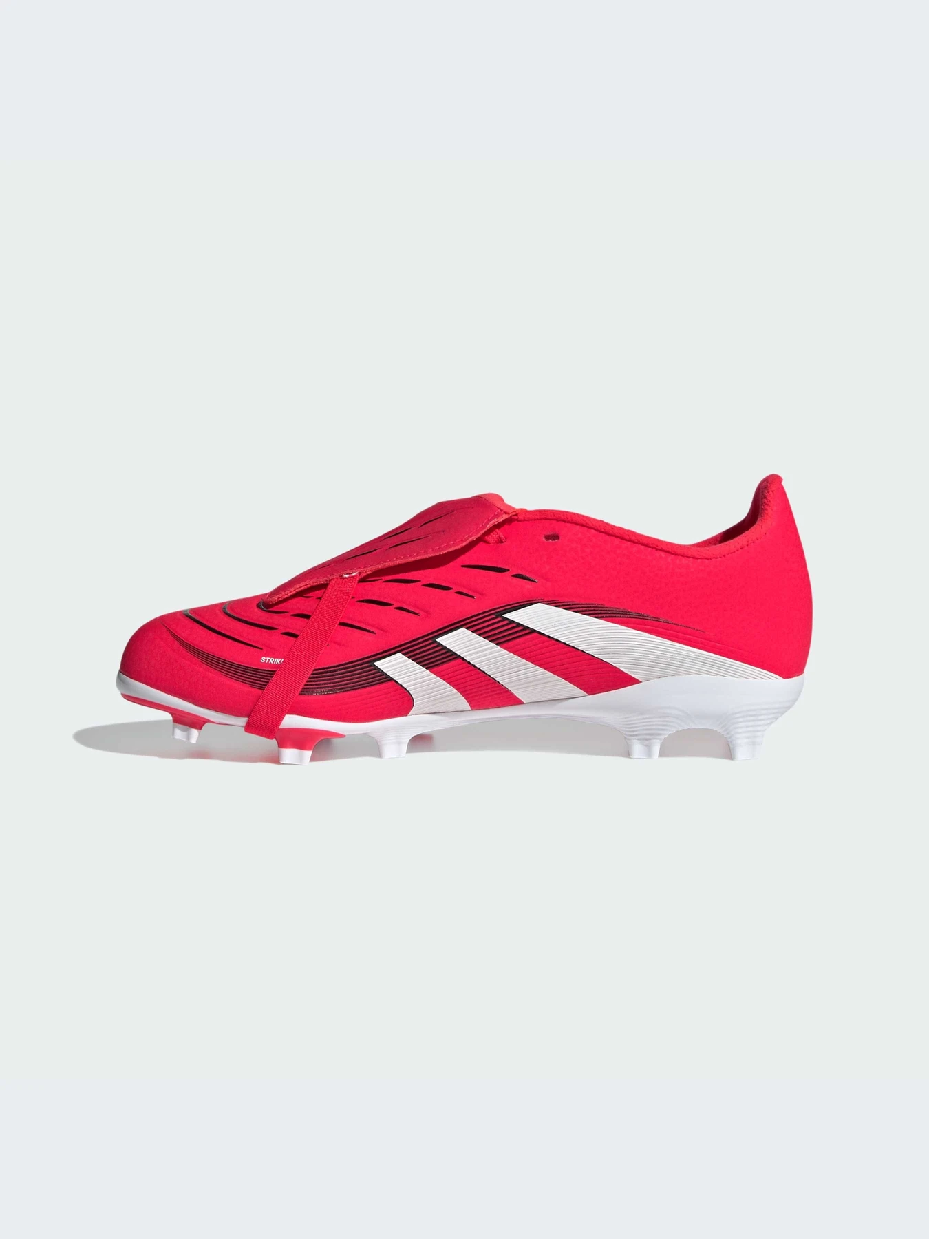 Кроссовки Adidas Predator модель ID3830-KZ Кроссовки Adidas Predator модель ID3830-KZ Фото