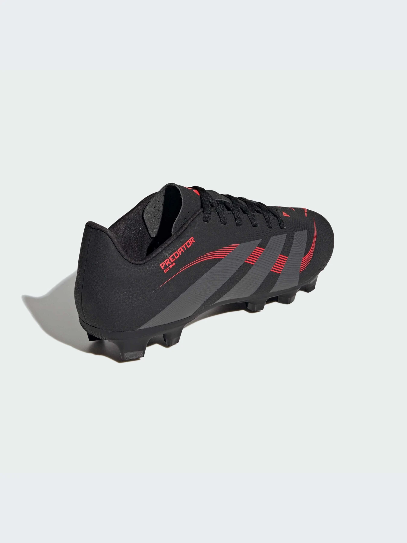 Кроссовки Adidas Predator модель ID1325-KZ Кроссовки Adidas Predator модель ID1325-KZ Фото
