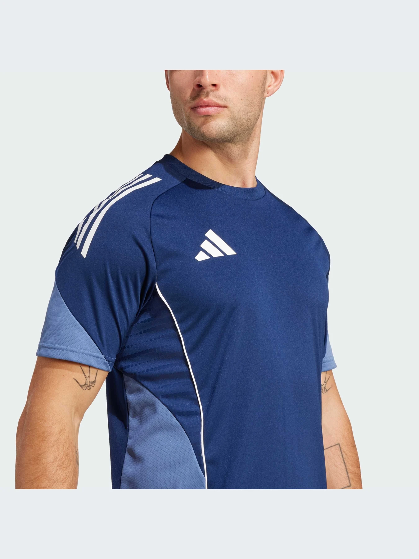 Футболки и поло Adidas Tiro модель JI6555-KZ Футболки и поло Adidas Tiro модель JI6555-KZ Фото
