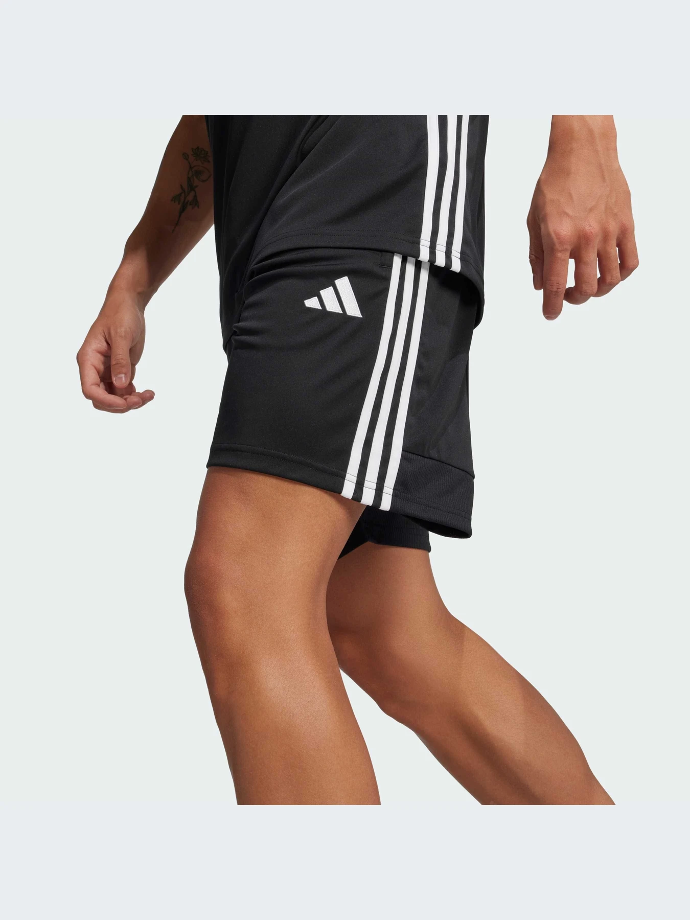 Шорты Adidas Tiro модель JD0430-KZ Шорты Adidas Tiro модель JD0430-KZ Фото