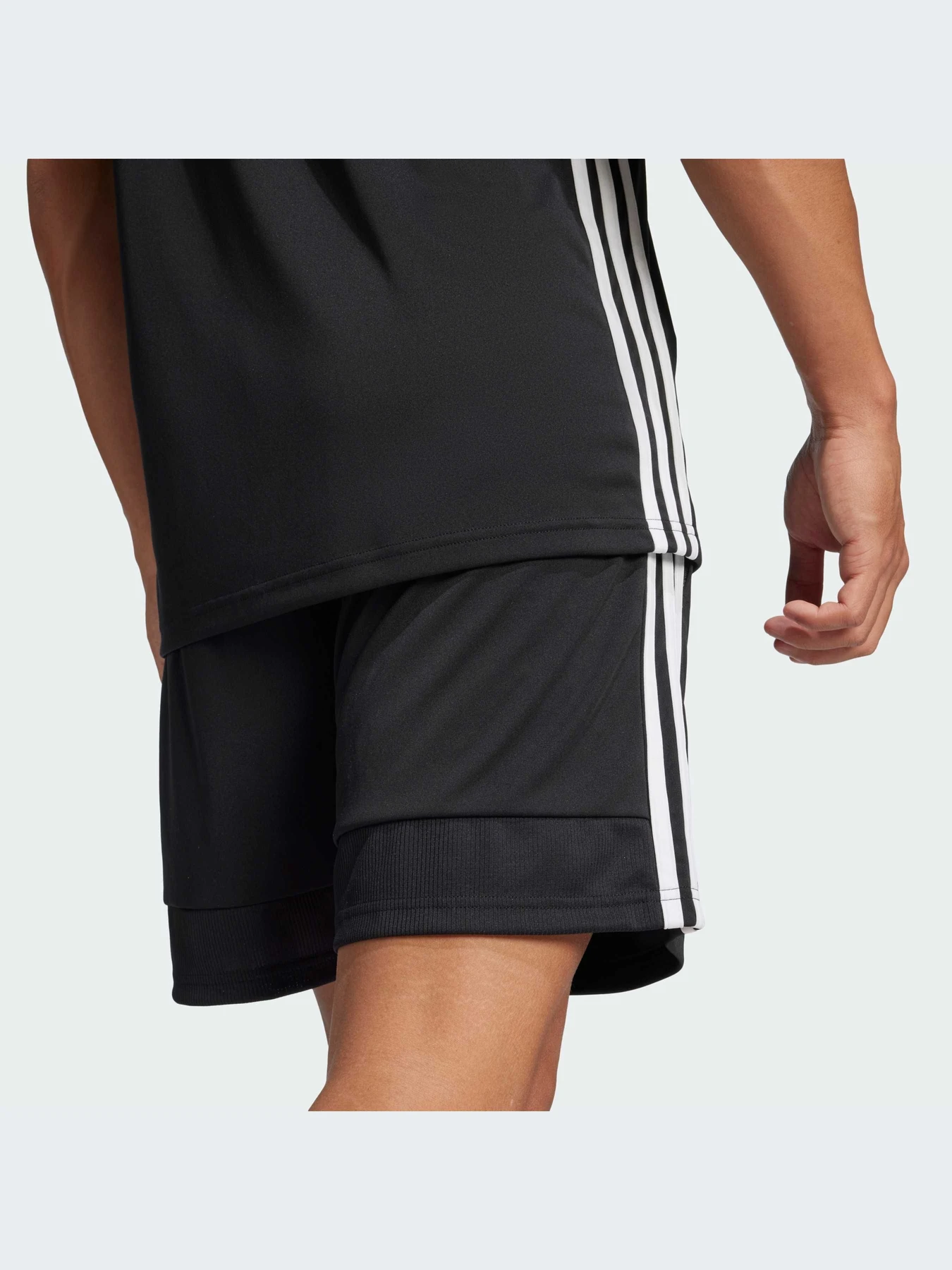 Шорты Adidas Tiro модель JD0430-KZ Шорты Adidas Tiro модель JD0430-KZ Фото