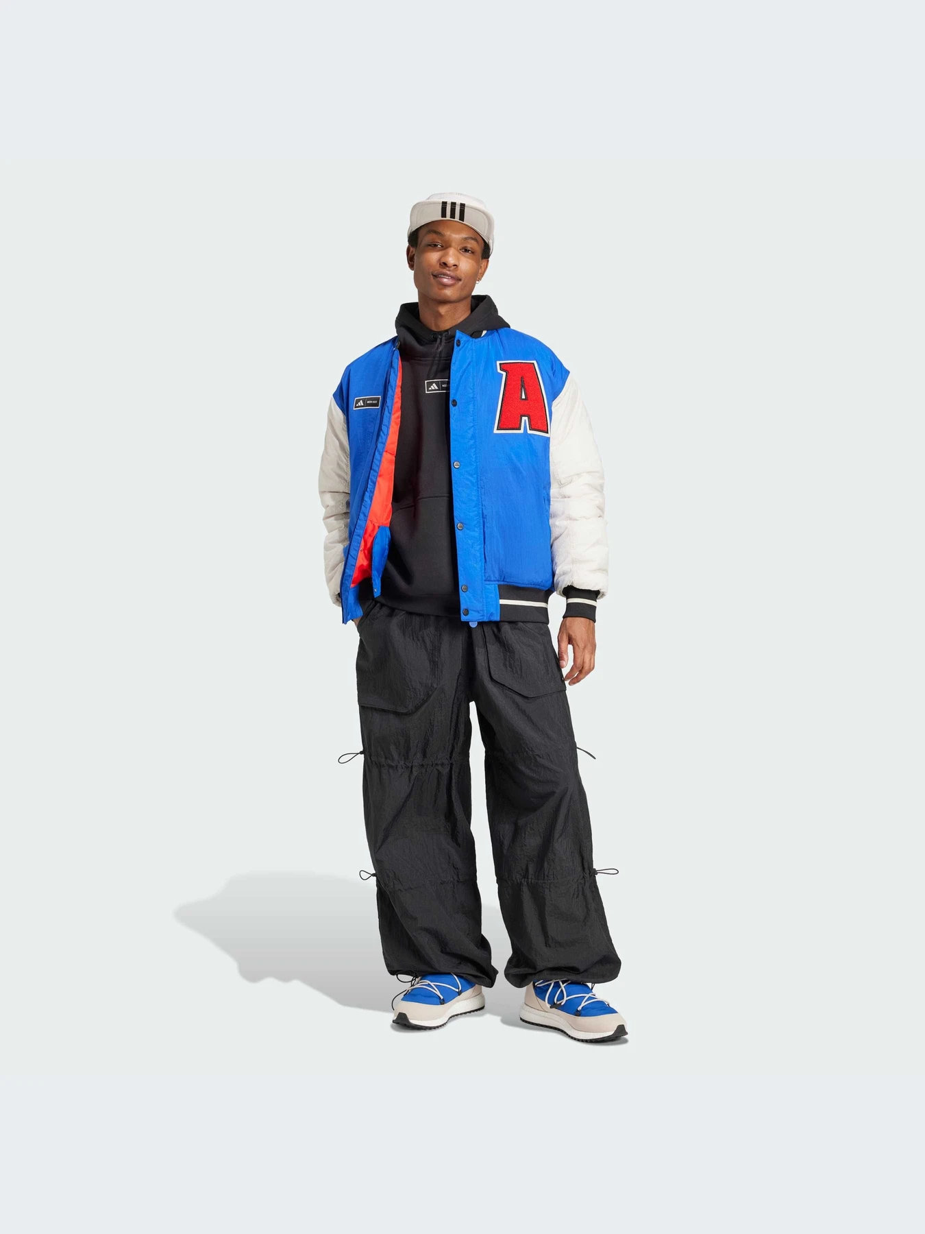 Куртки и дубленки Adidas модель IY8048-KZ Куртки и дубленки Adidas модель IY8048-KZ Фото