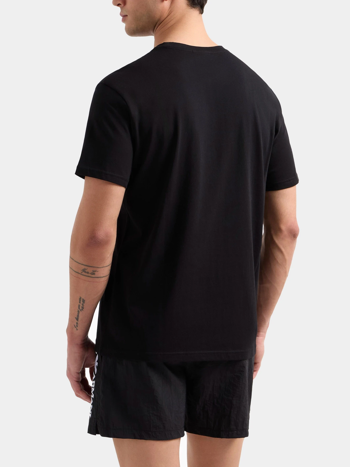 Футболки и поло Emporio Armani модель EM000574-AF12326-UC001 Футболки и поло Emporio Armani модель EM000574-AF12326-UC001 Фото