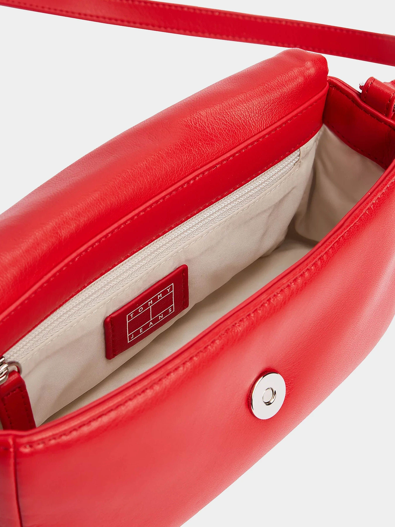 Сумки Tommy Hilfiger модель AW0AW16978-XME Сумки Tommy Hilfiger модель AW0AW16978-XME Фото