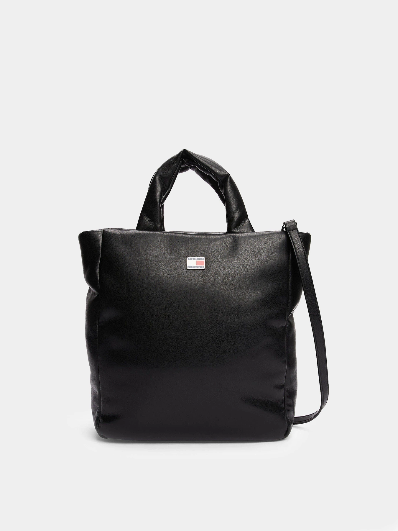 Сумки Tommy Hilfiger модель AW0AW16979-BDS Сумки Tommy Hilfiger модель AW0AW16979-BDS Фото