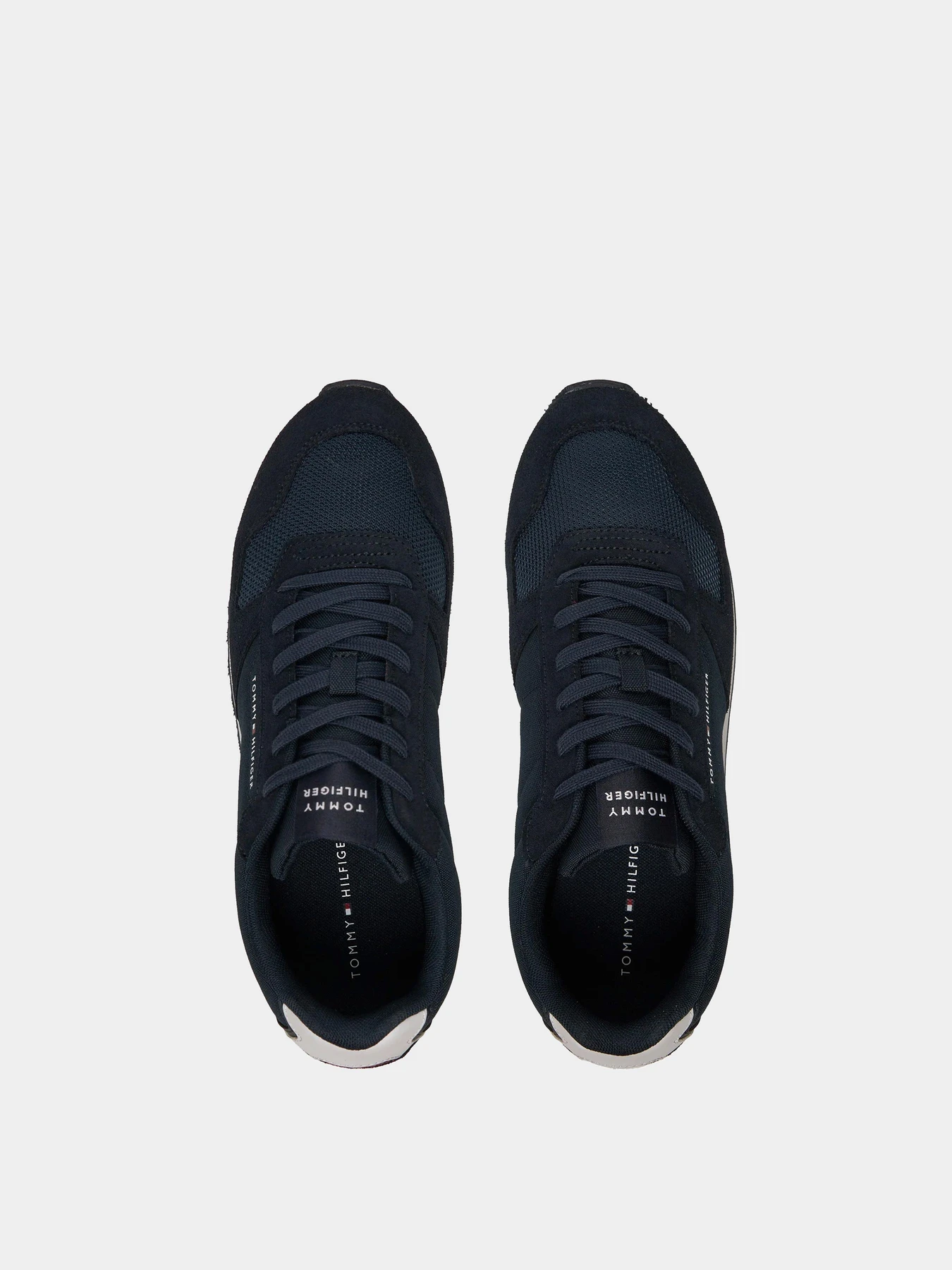 Кроссовки Tommy Hilfiger модель FM0FM05454-DW5 Кроссовки Tommy Hilfiger модель FM0FM05454-DW5 Фото
