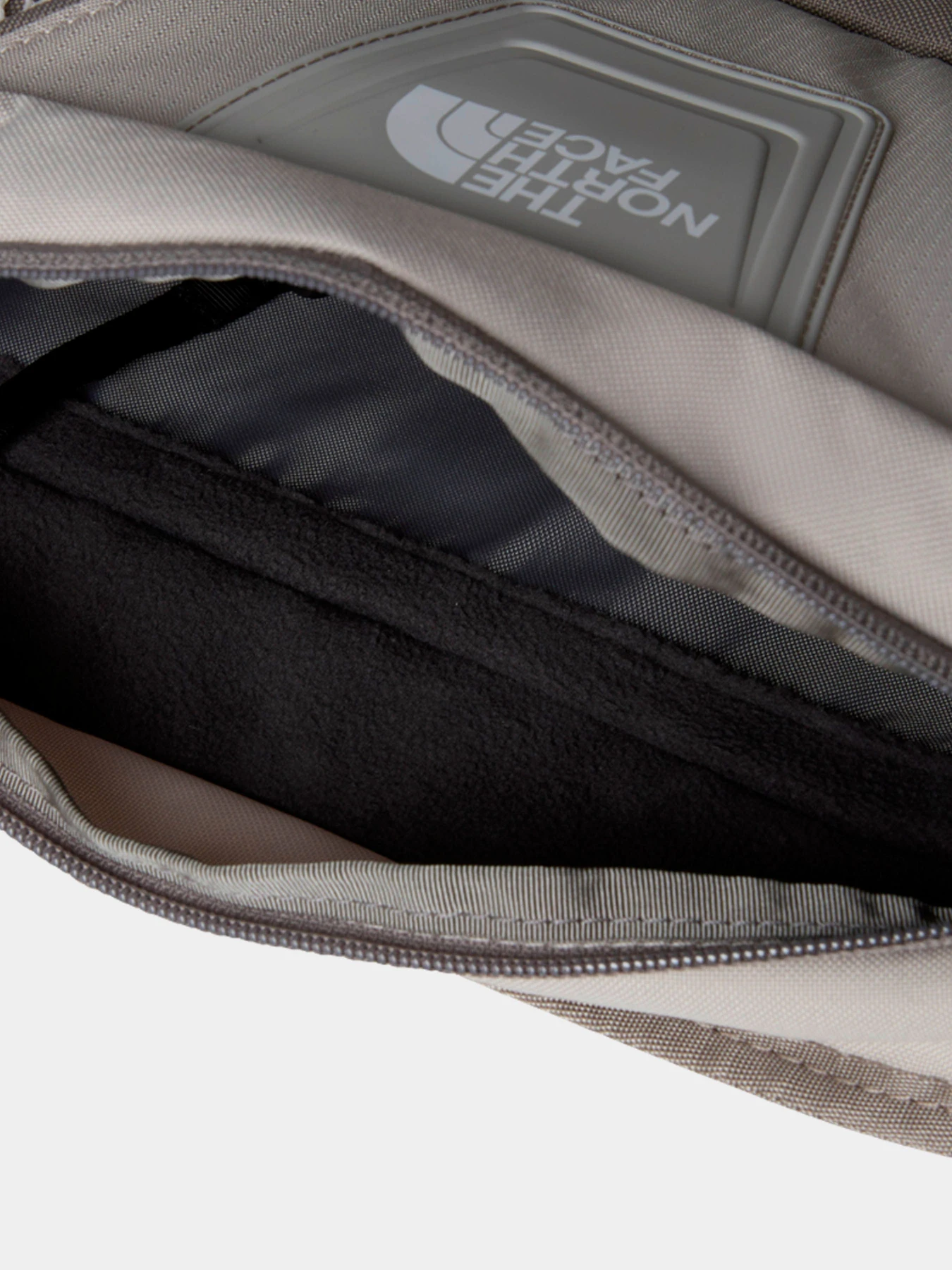 Сумки The North Face модель NF0A87GE7HX1 Фото