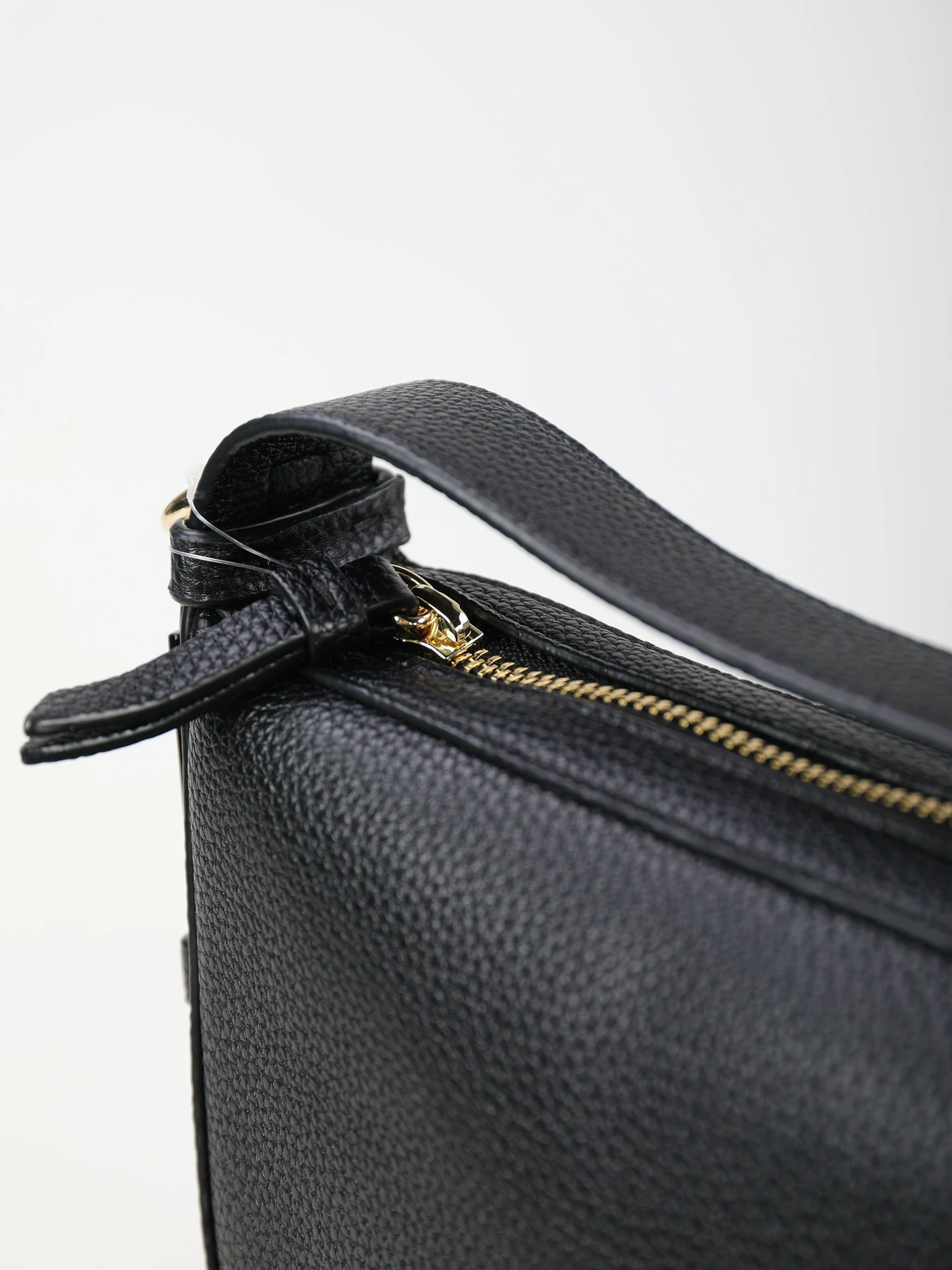 Сумки Armani Exchange модель XW000917-AF11902-UC001 Фото