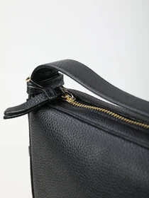 Сумки Armani Exchange модель XW000917-AF11902-UC001 Фото