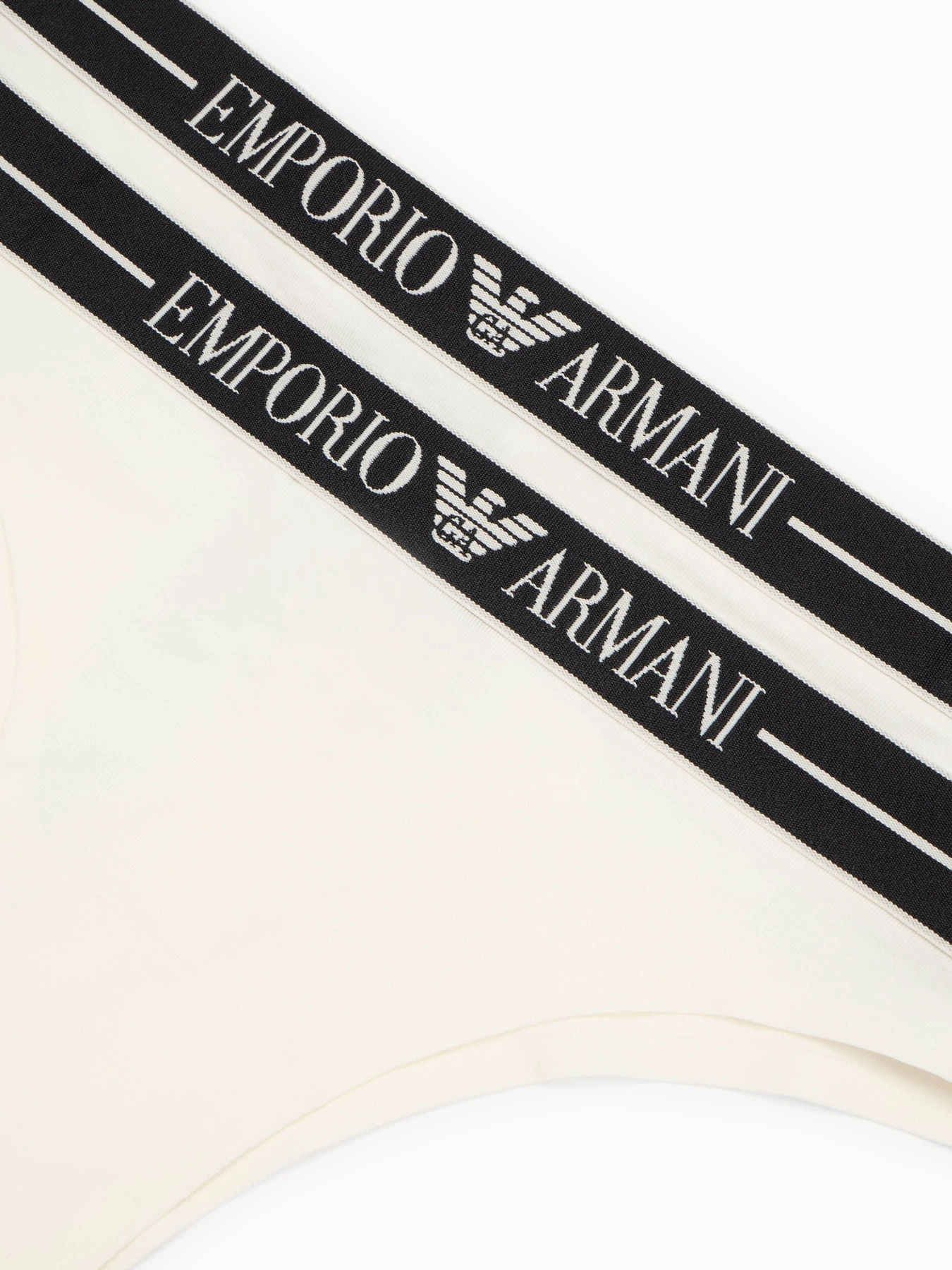 Нижнее белье Emporio Armani модель EW000406-AF10881-M0069 Нижнее белье Emporio Armani модель EW000406-AF10881-M0069 Фото