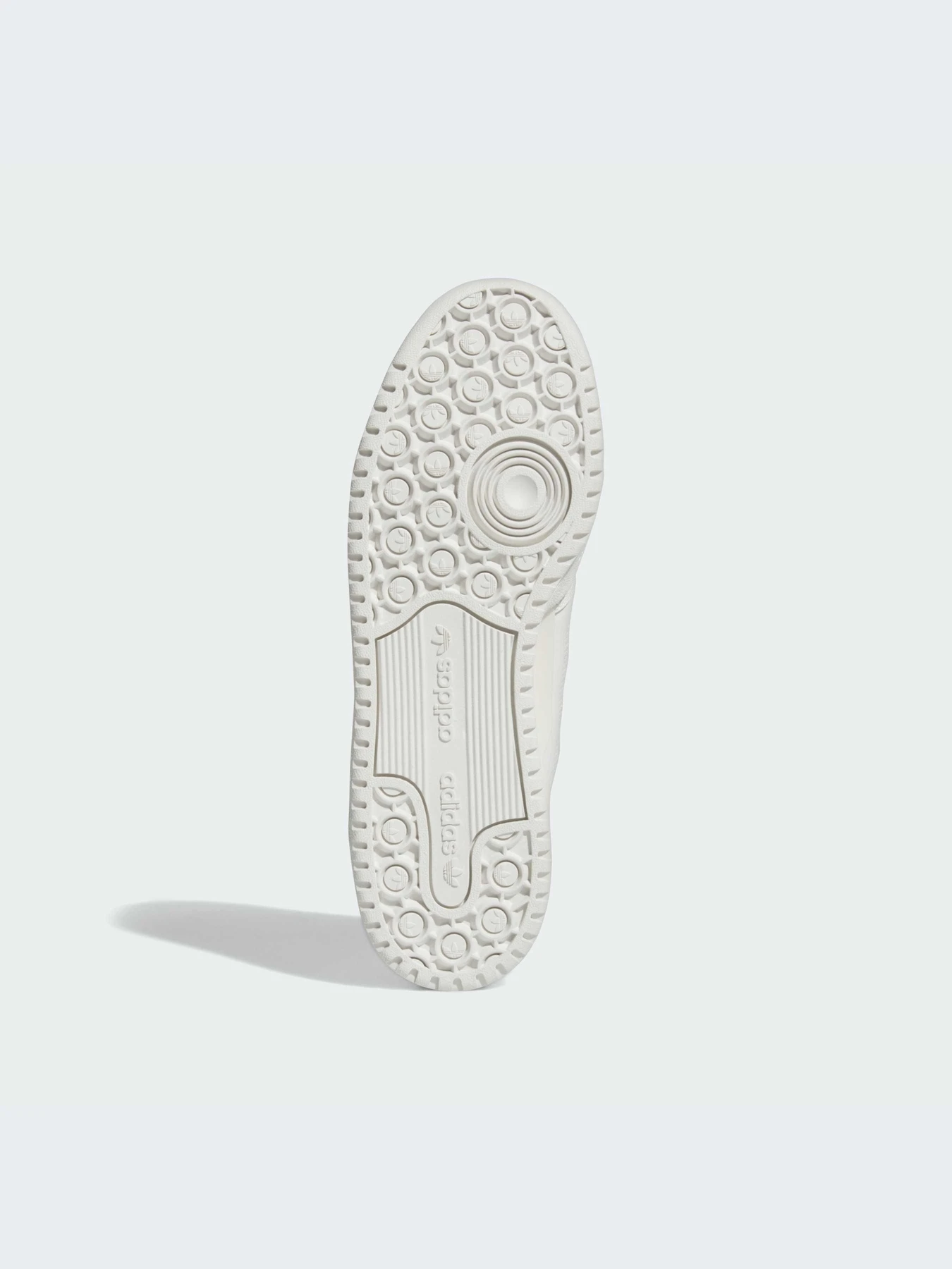 Кроссовки Adidas Forum модель IH7828-KZ Кроссовки Adidas Forum модель IH7828-KZ Фото