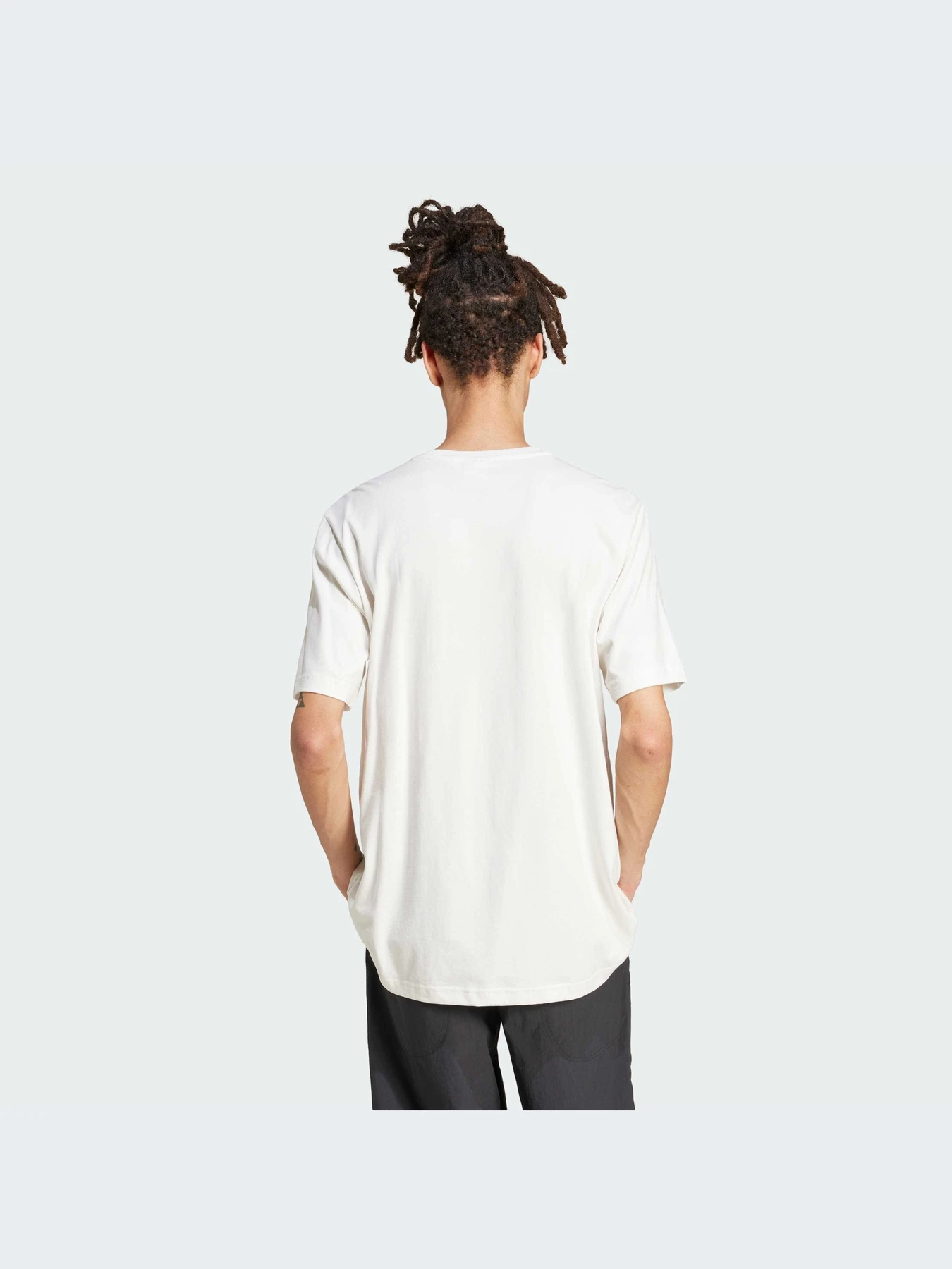 Футболки и поло Adidas Graphics модель JP4415-KZ Футболки и поло Adidas Graphics модель JP4415-KZ Фото