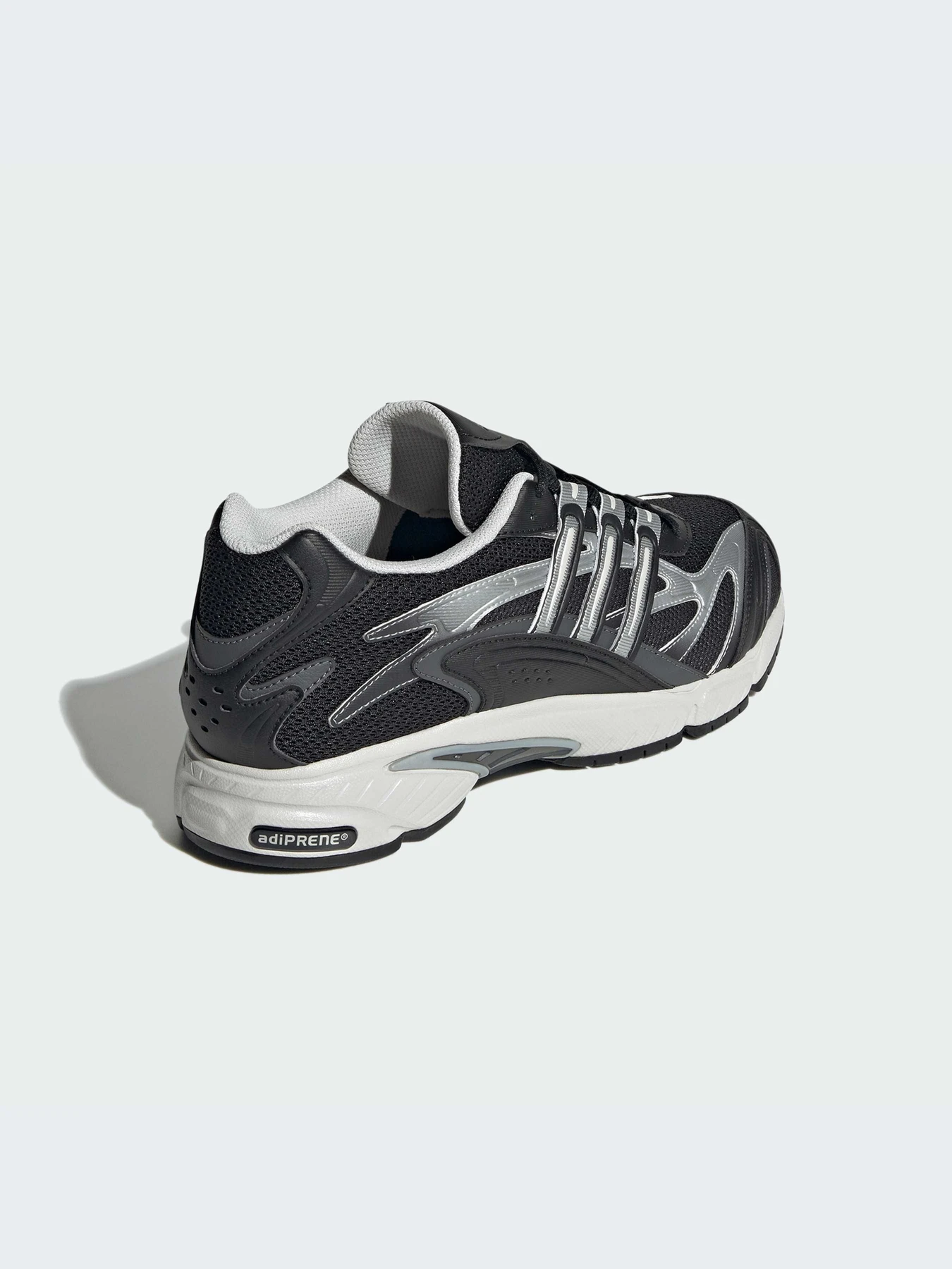 Кроссовки Adidas модель IH0404-KZ Кроссовки Adidas модель IH0404-KZ Фото