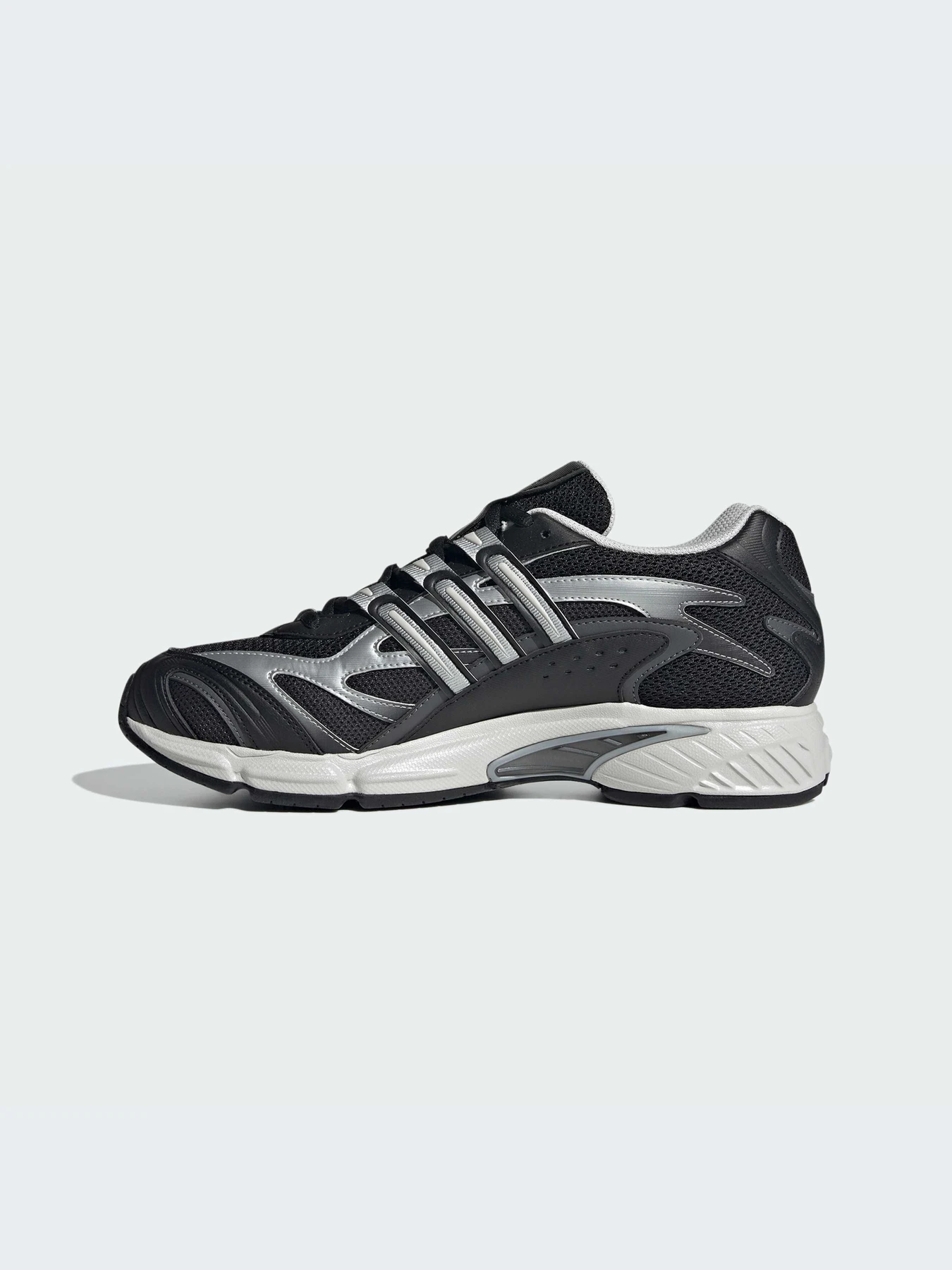 Кроссовки Adidas модель IH0404-KZ Кроссовки Adidas модель IH0404-KZ Фото