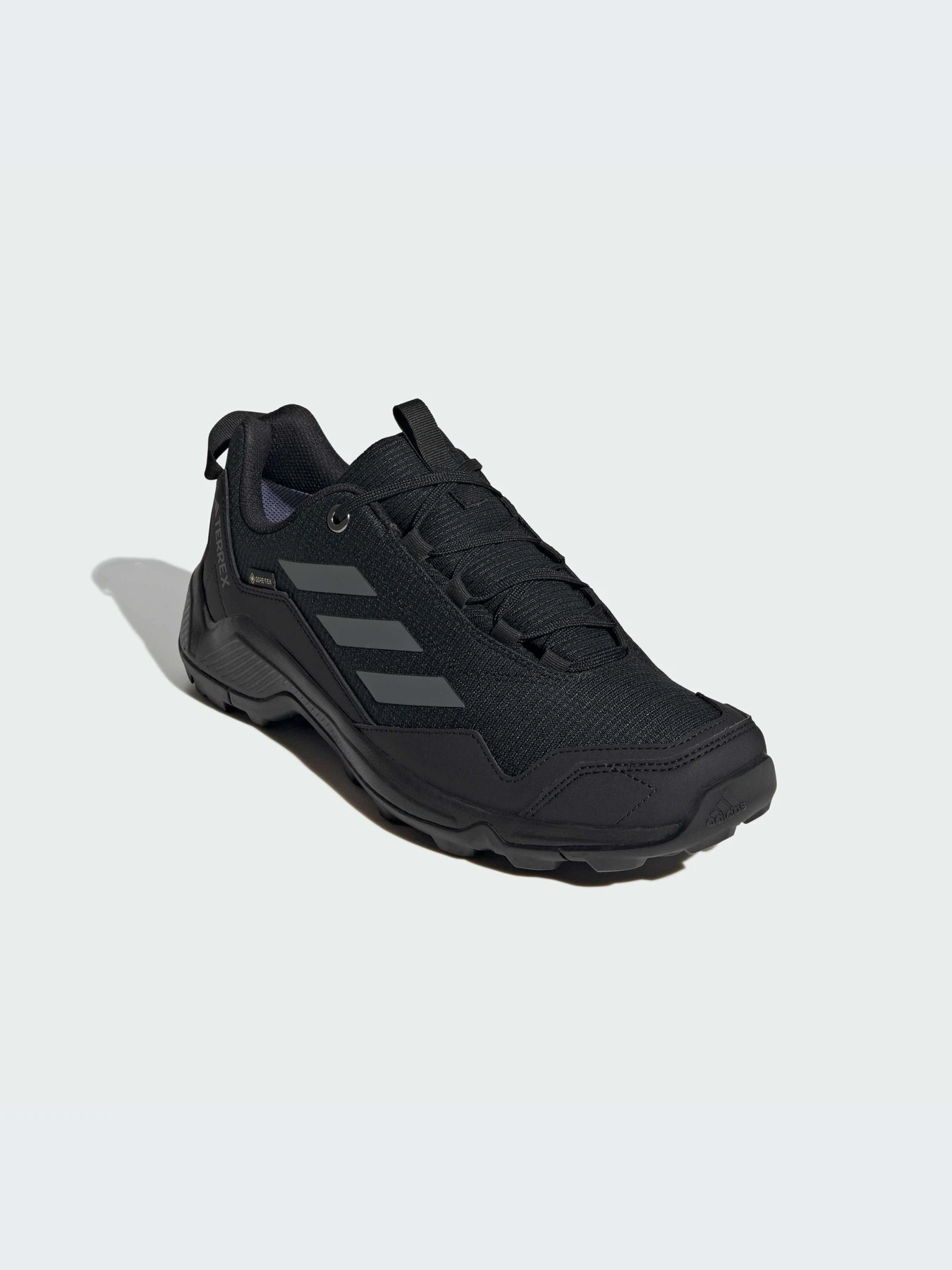 Кроссовки Adidas модель IH1162-KZ Кроссовки Adidas модель IH1162-KZ Фото