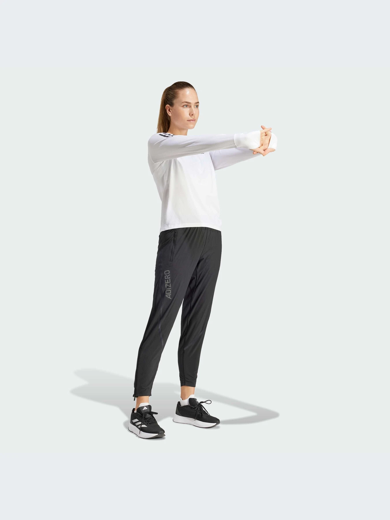 Худи и свитшоты Adidas модель IK7437-KZ Худи и свитшоты Adidas модель IK7437-KZ Фото