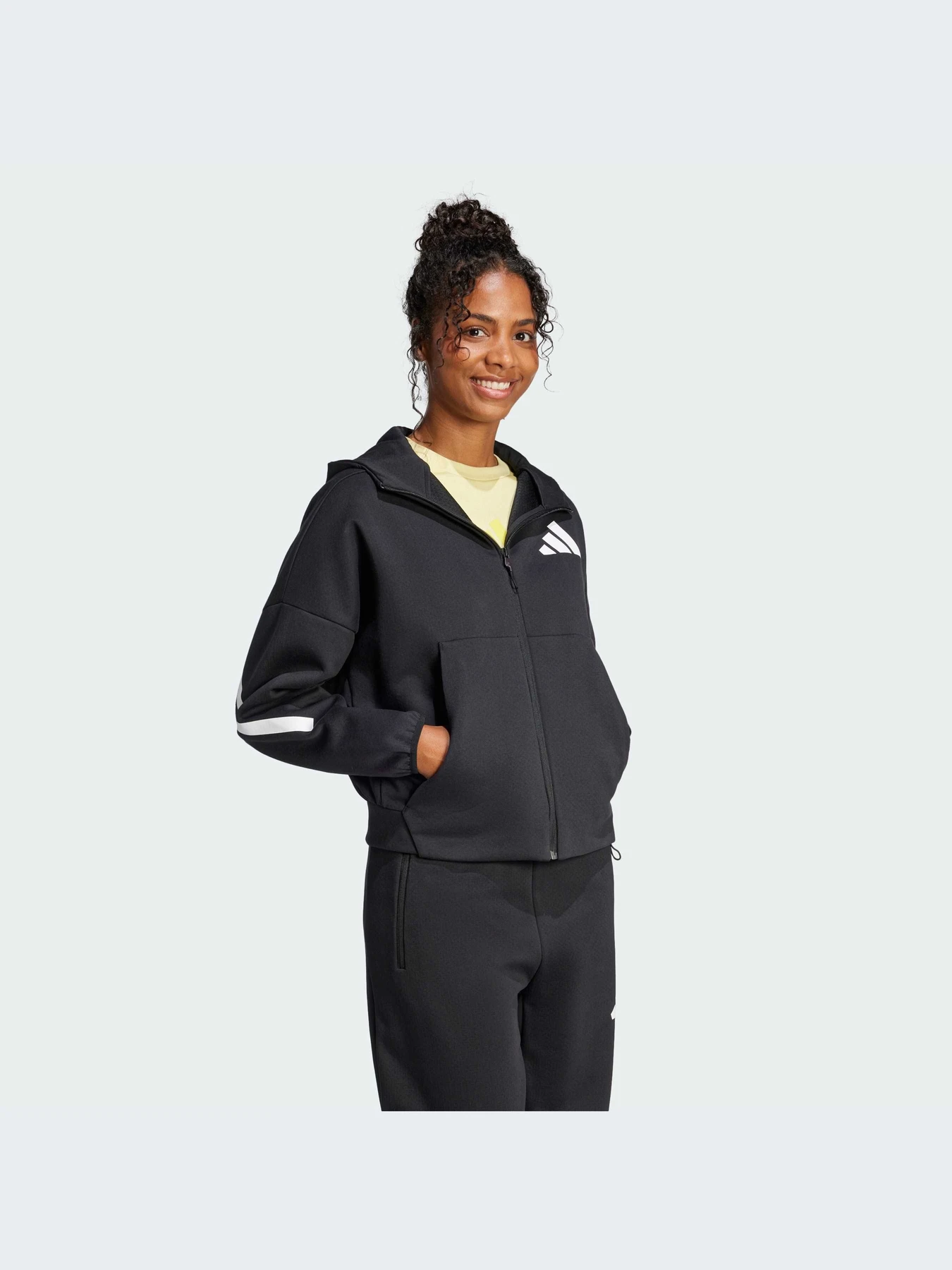 Худи и свитшоты Adidas ZNE модель JC5392-KZ Худи и свитшоты Adidas ZNE модель JC5392-KZ Фото