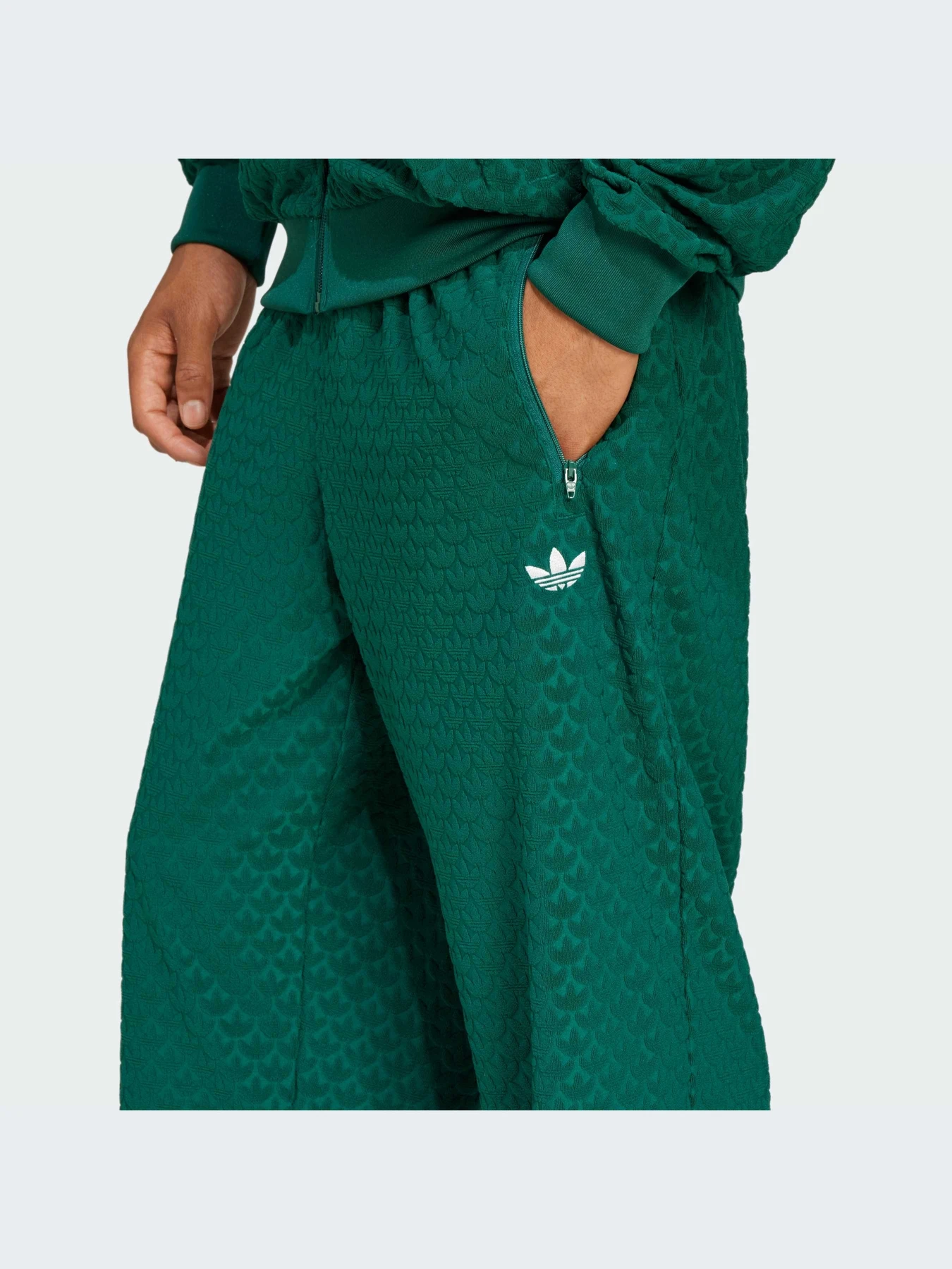 Брюки Adidas Graphics модель JD0699-KZ Брюки Adidas Graphics модель JD0699-KZ Фото