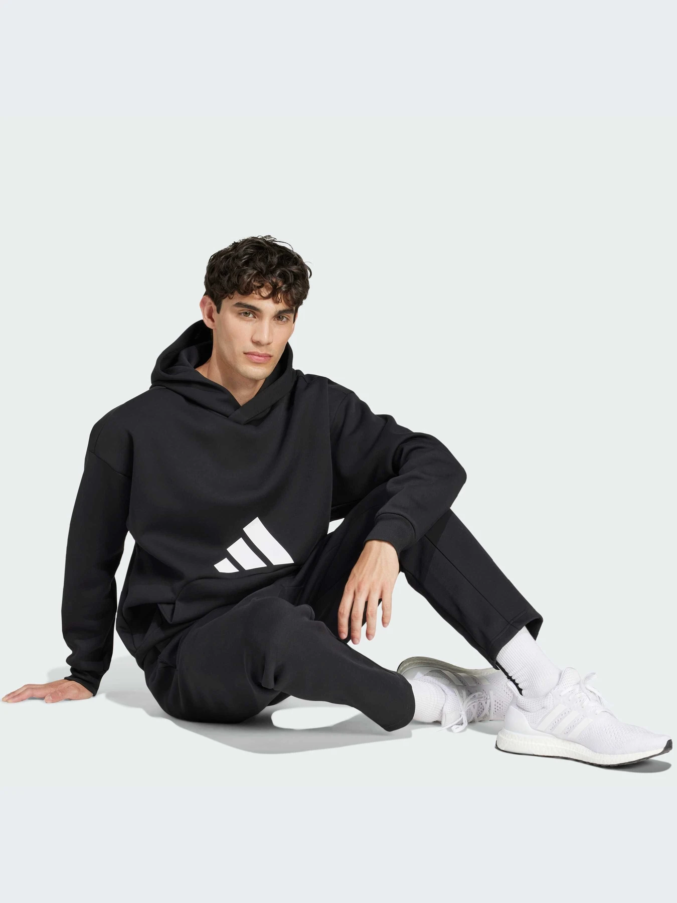 Брюки Adidas Icons модель JD4910-KZ Брюки Adidas Icons модель JD4910-KZ Фото
