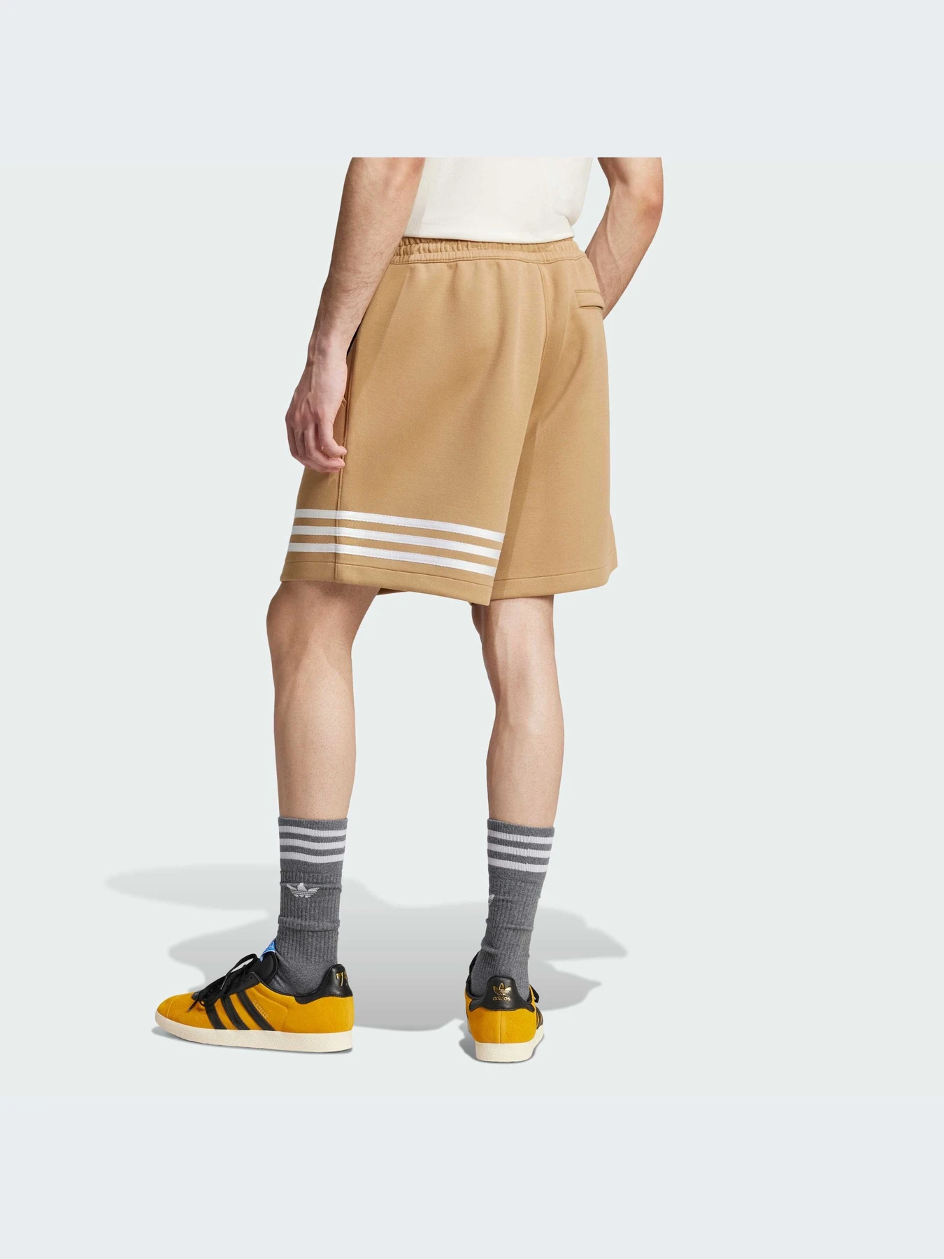 Шорты Adidas Adicolor модель JC9940-KZ Шорты Adidas Adicolor модель JC9940-KZ Фото