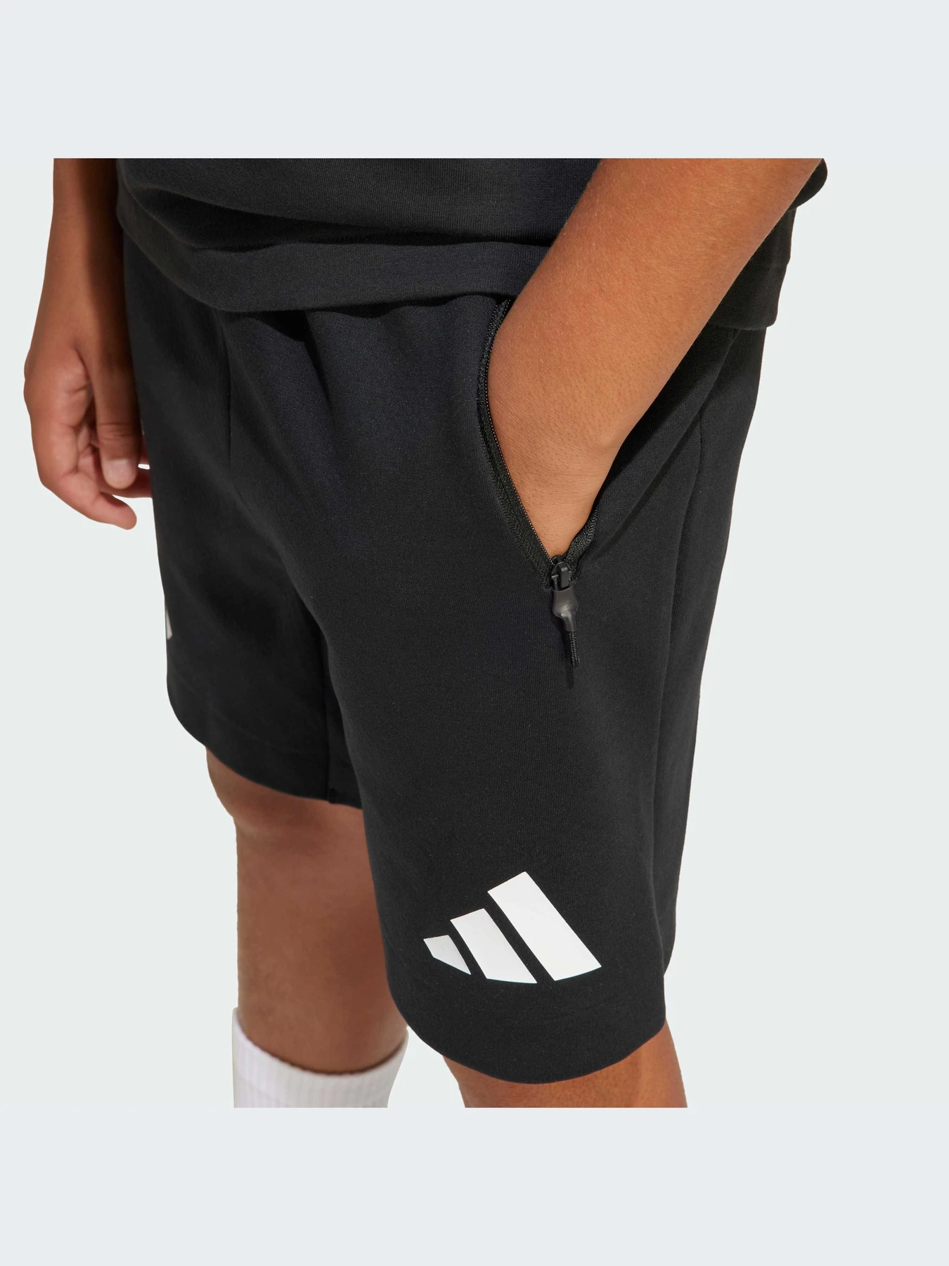 Шорты Adidas ZNE модель JD0010-KZ Шорты Adidas ZNE модель JD0010-KZ Фото