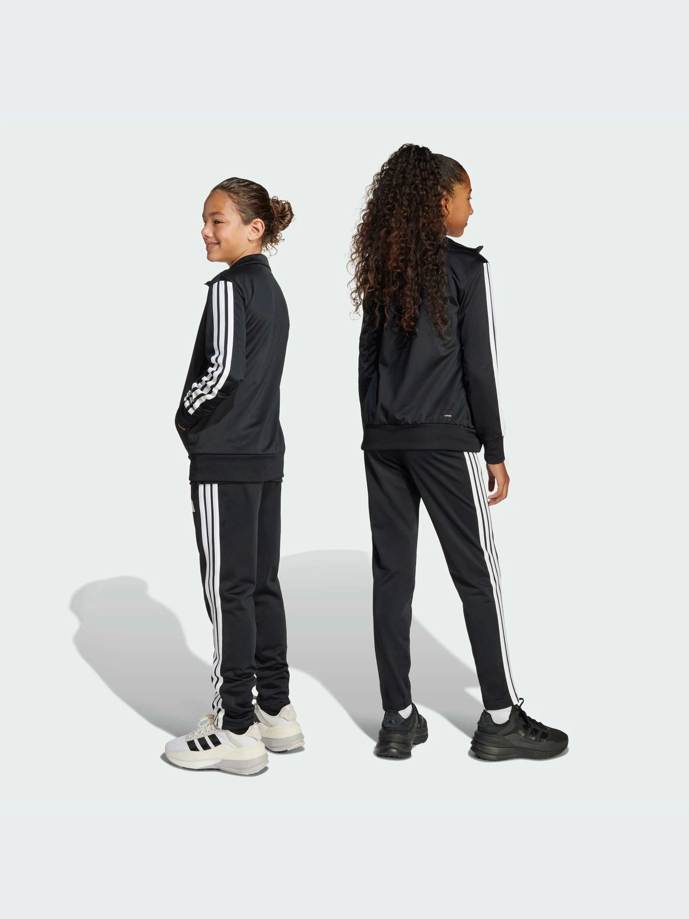 Костюмы Adidas модель JD6502-KZ Костюмы Adidas модель JD6502-KZ Фото