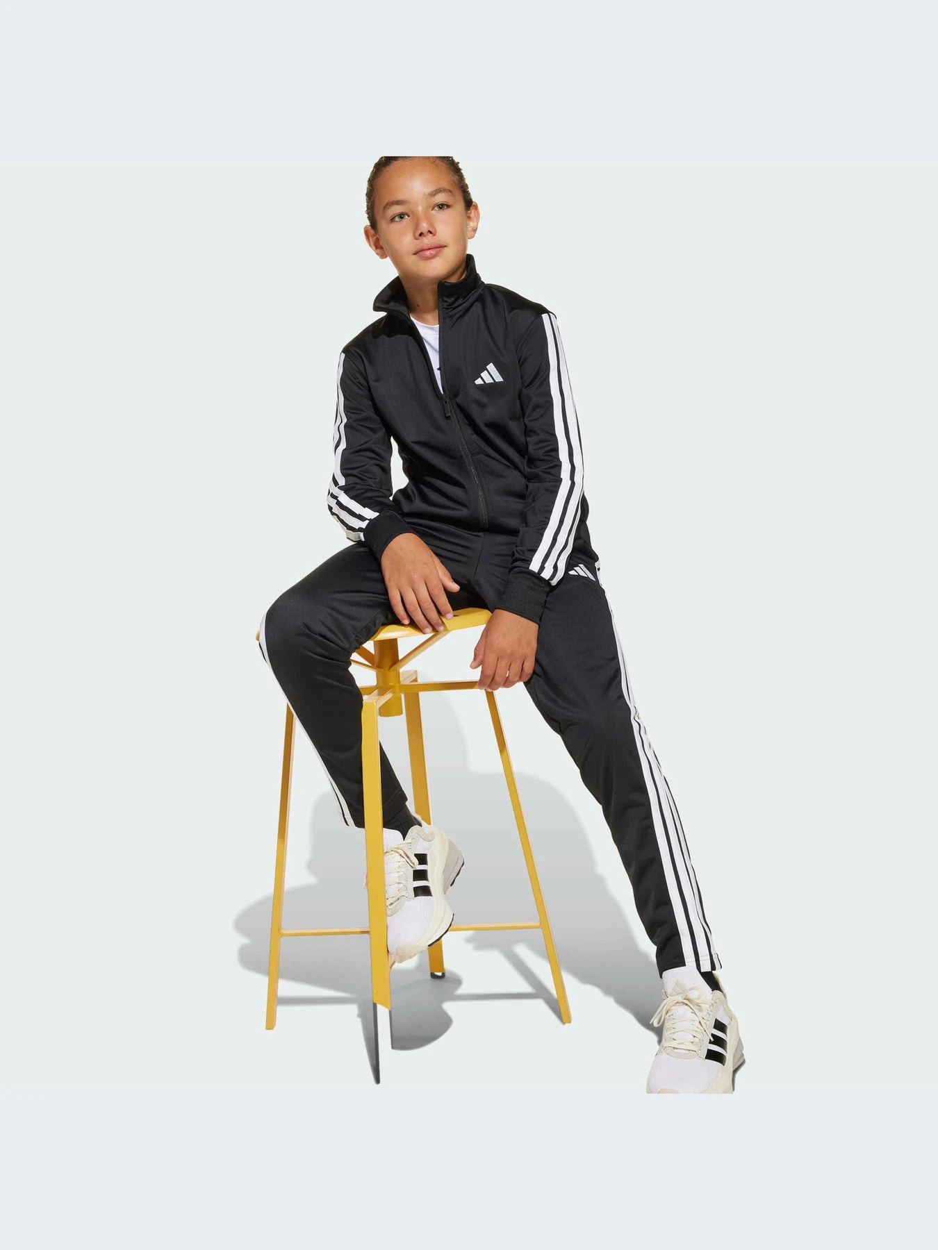 Костюмы Adidas модель JD6502-KZ Костюмы Adidas модель JD6502-KZ Фото