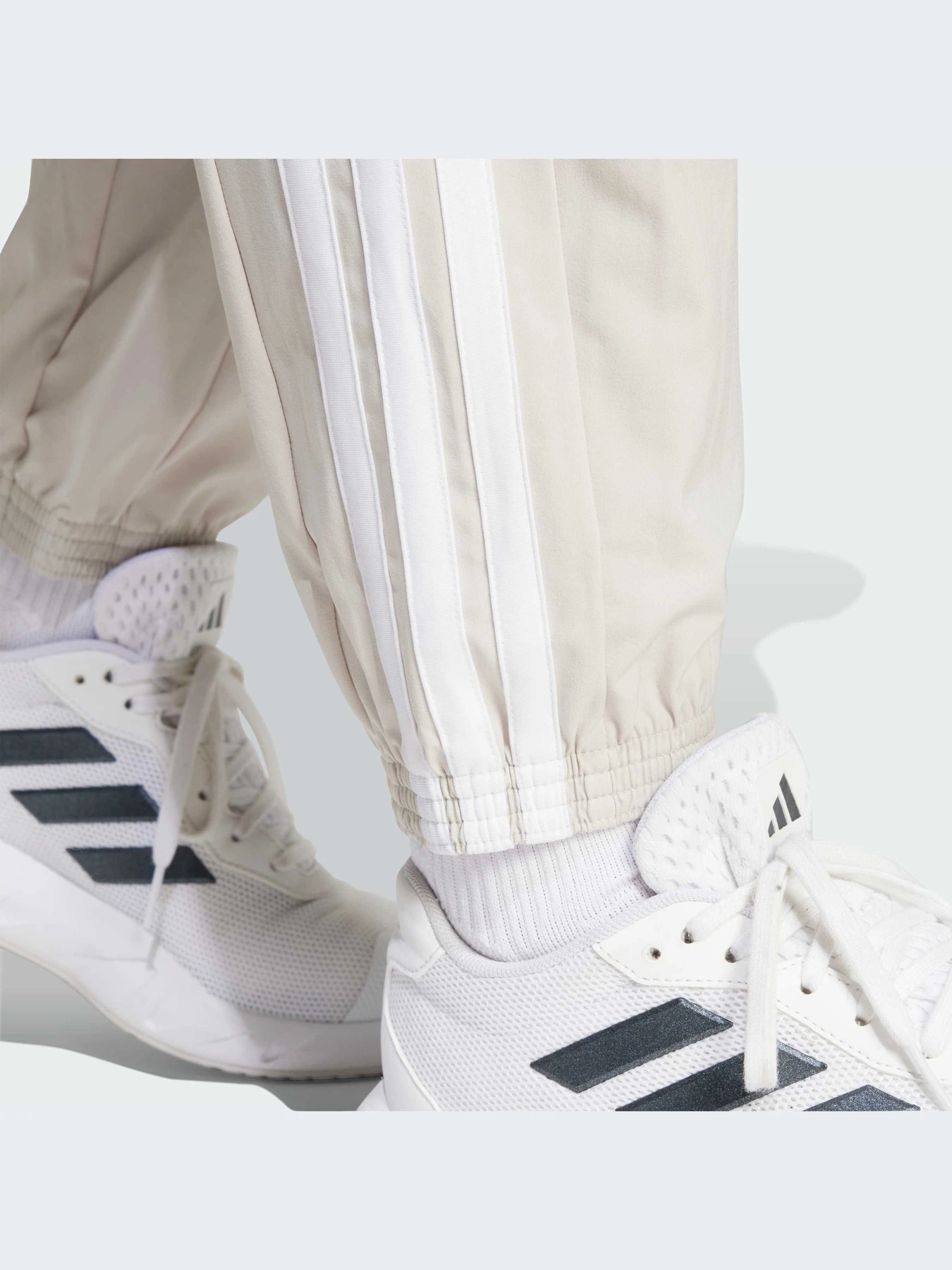 Брюки Adidas модель JD6522-KZ Брюки Adidas модель JD6522-KZ Фото