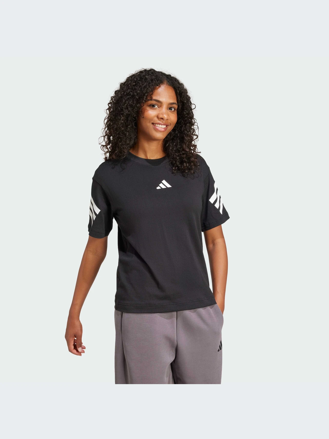 Футболки и поло Adidas модель JE0237-KZ Футболки и поло Adidas модель JE0237-KZ Фото