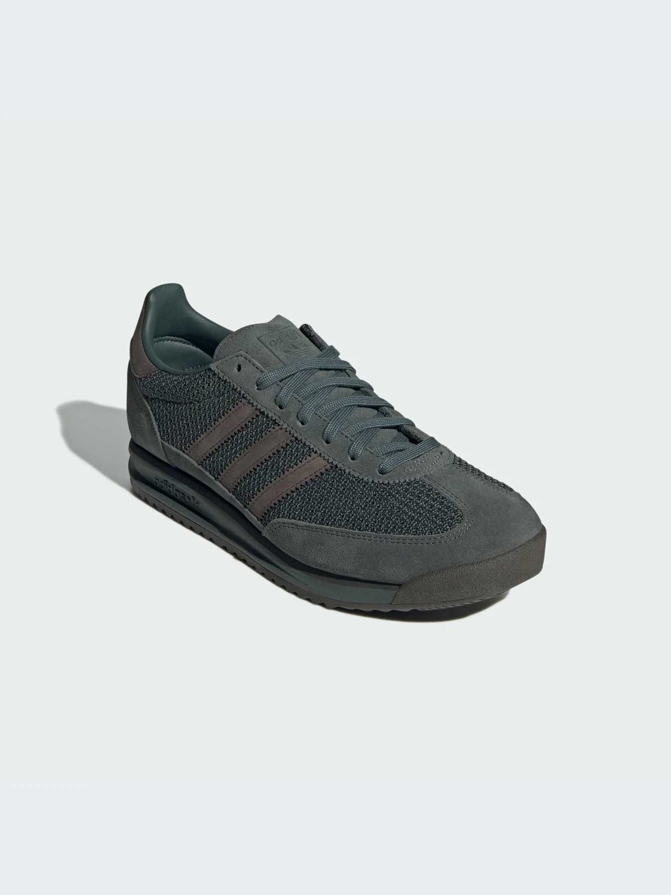 Кроссовки Adidas модель JH5105-KZ Кроссовки Adidas модель JH5105-KZ Фото