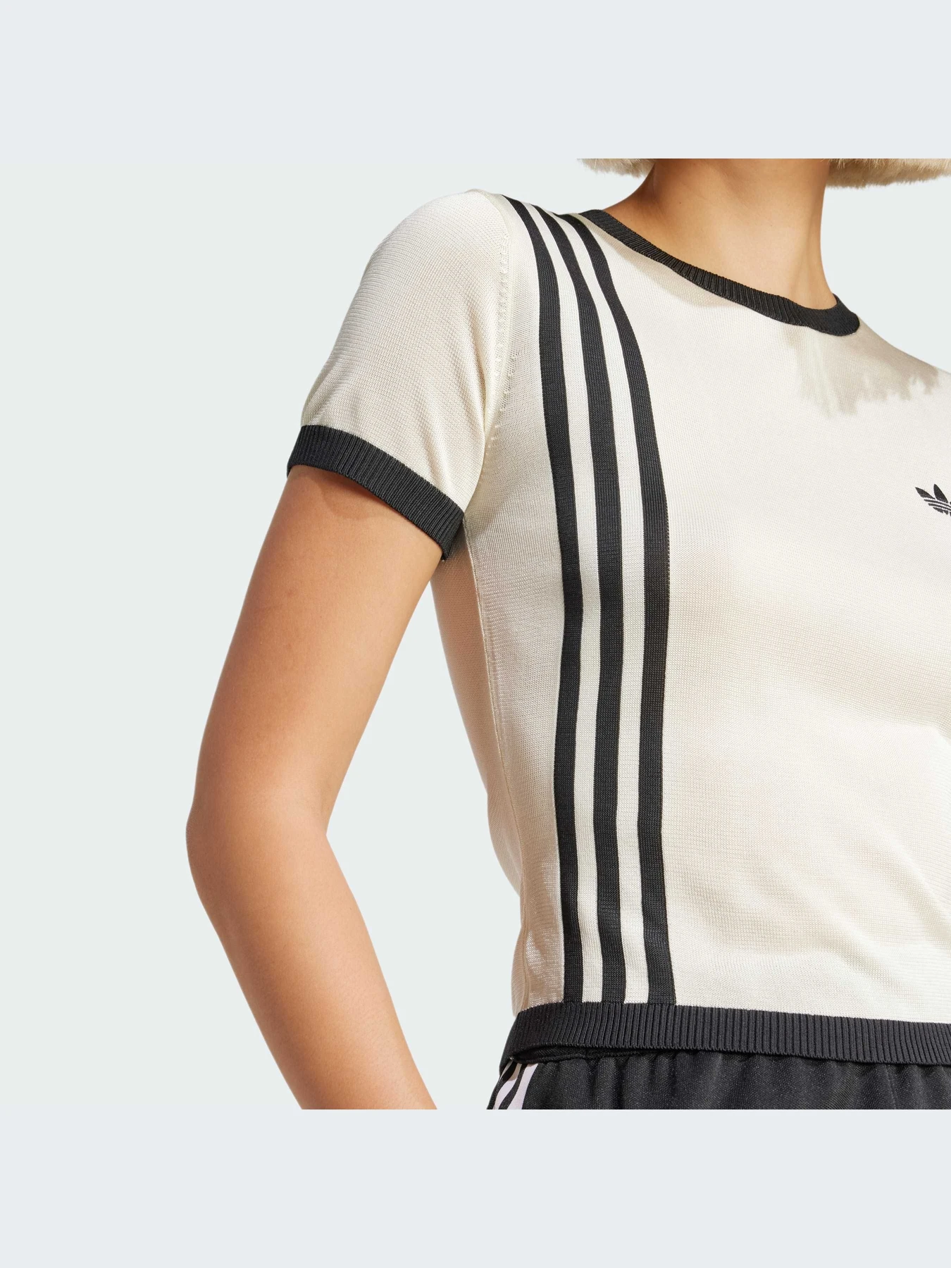 Футболки и поло Adidas 3 Stripes модель JJ0961-KZ Футболки и поло Adidas 3 Stripes модель JJ0961-KZ Фото