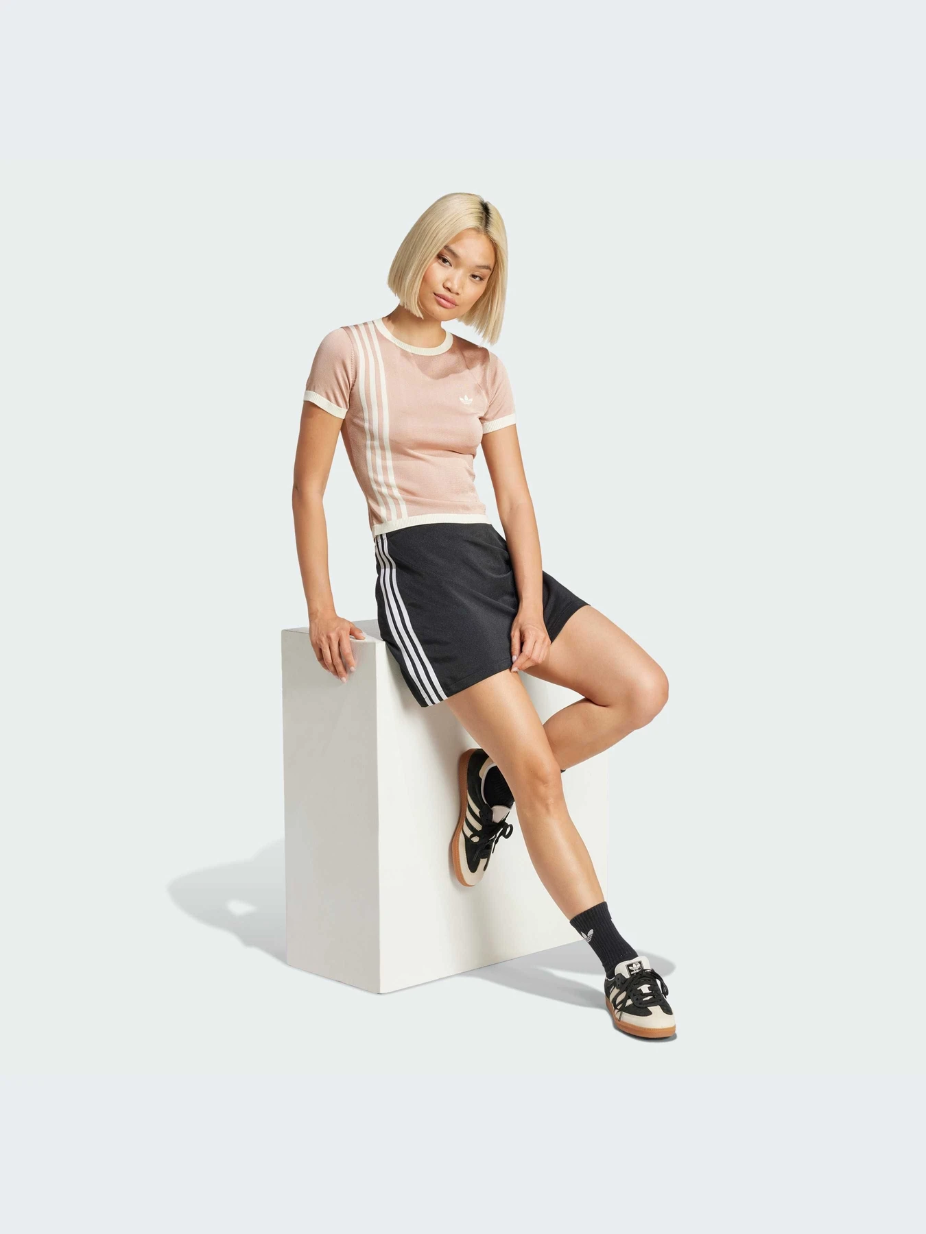 Футболки и поло Adidas 3 Stripes модель JJ0962-KZ Футболки и поло Adidas 3 Stripes модель JJ0962-KZ Фото